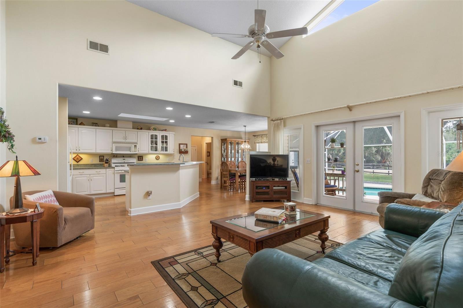 Image 14 of 61 For 5011 John Anderson Highway