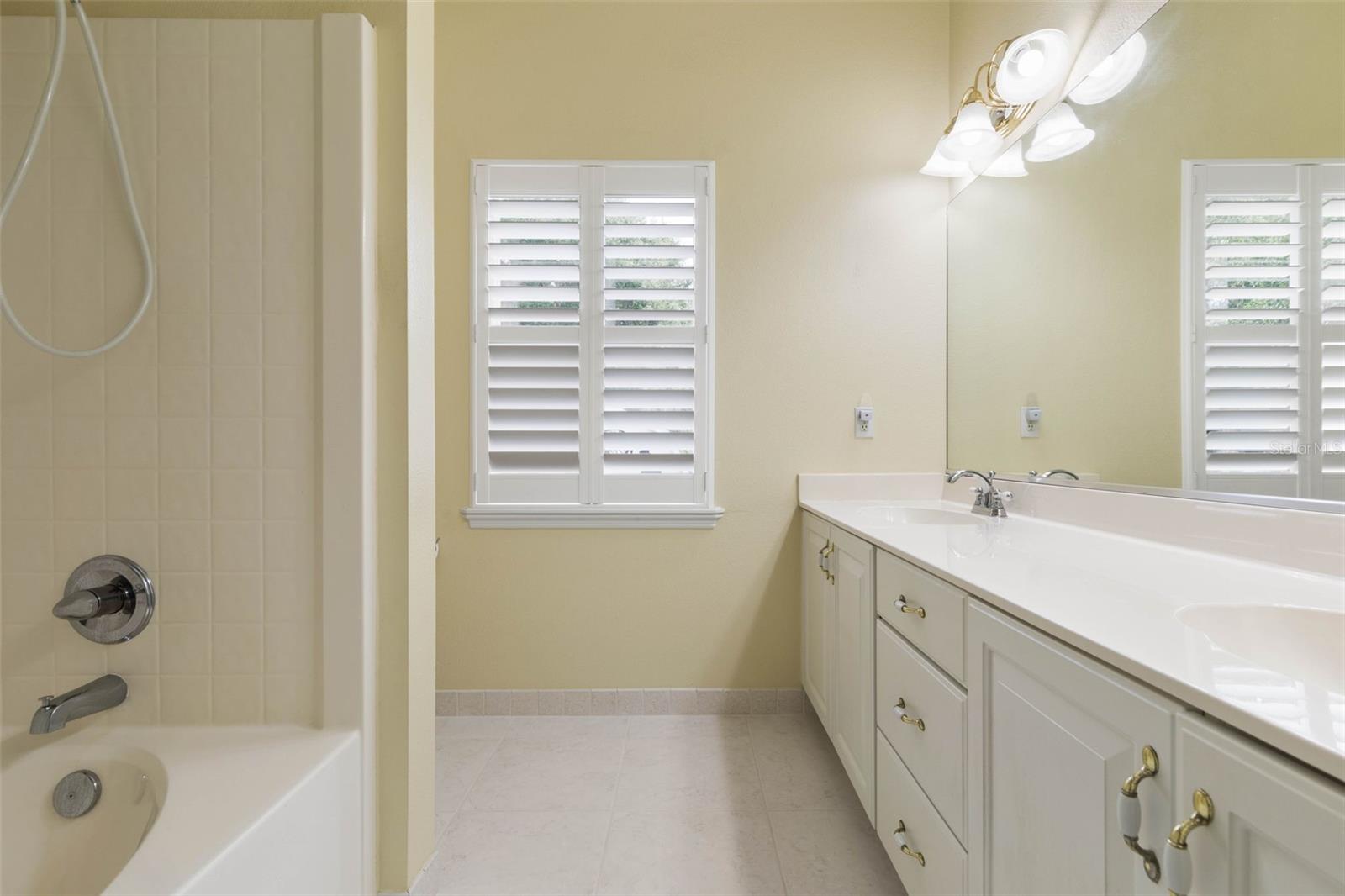 Image 28 of 61 For 5011 John Anderson Highway