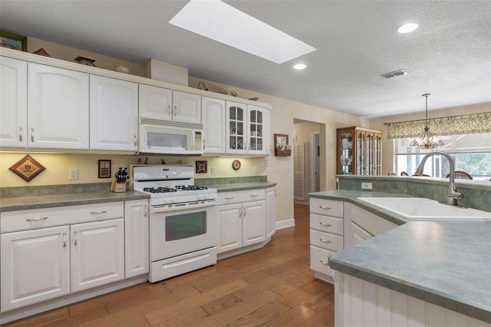 Image 4 of 61 For 5011 John Anderson Highway