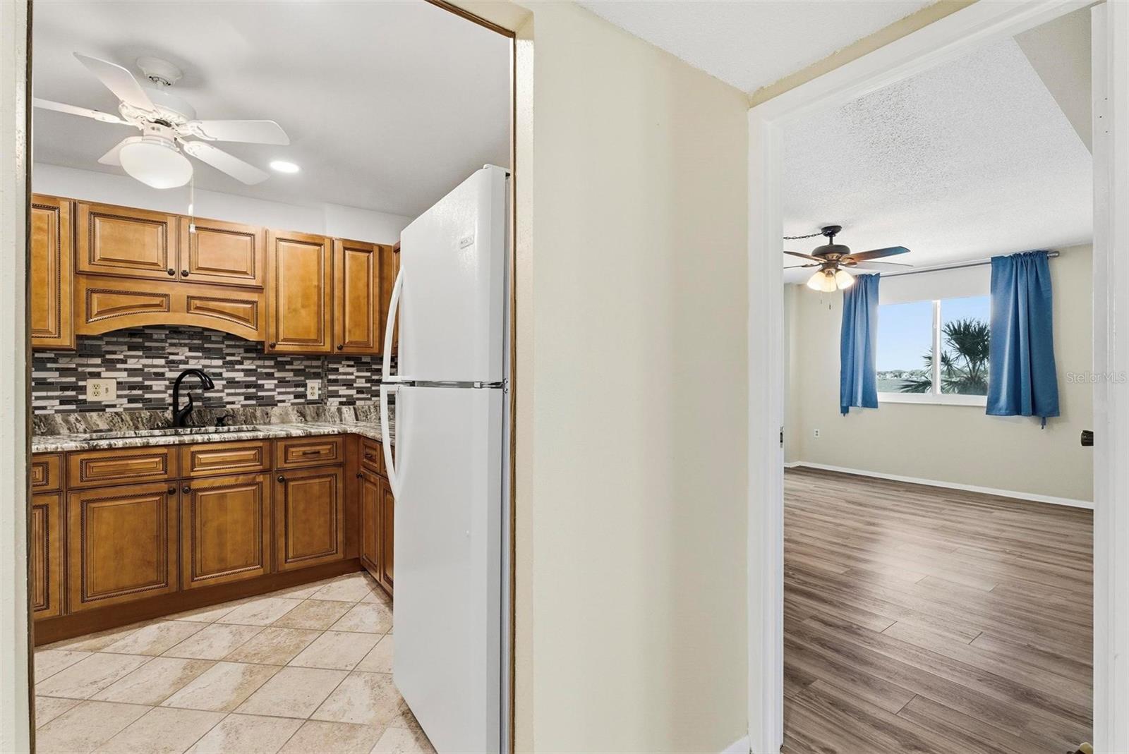 Image 10 of 62 For 925 Halifax Avenue 103