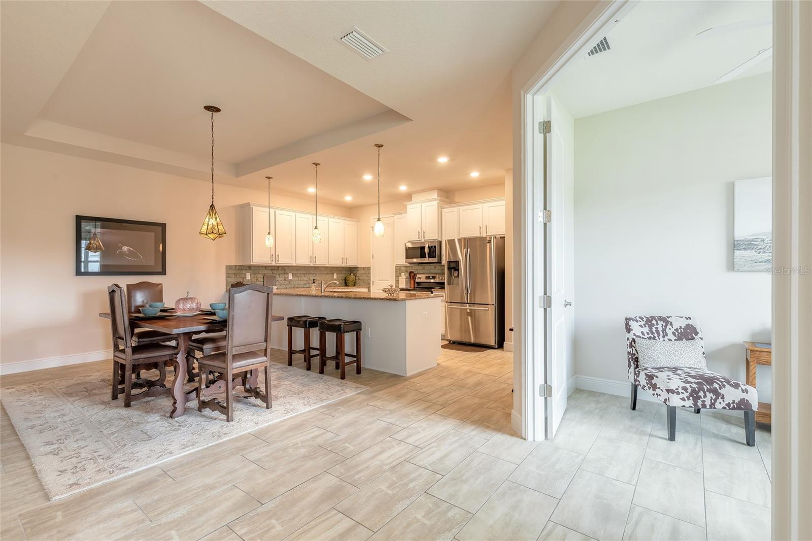 Image 10 of 41 For 3 Hawk Roost Court