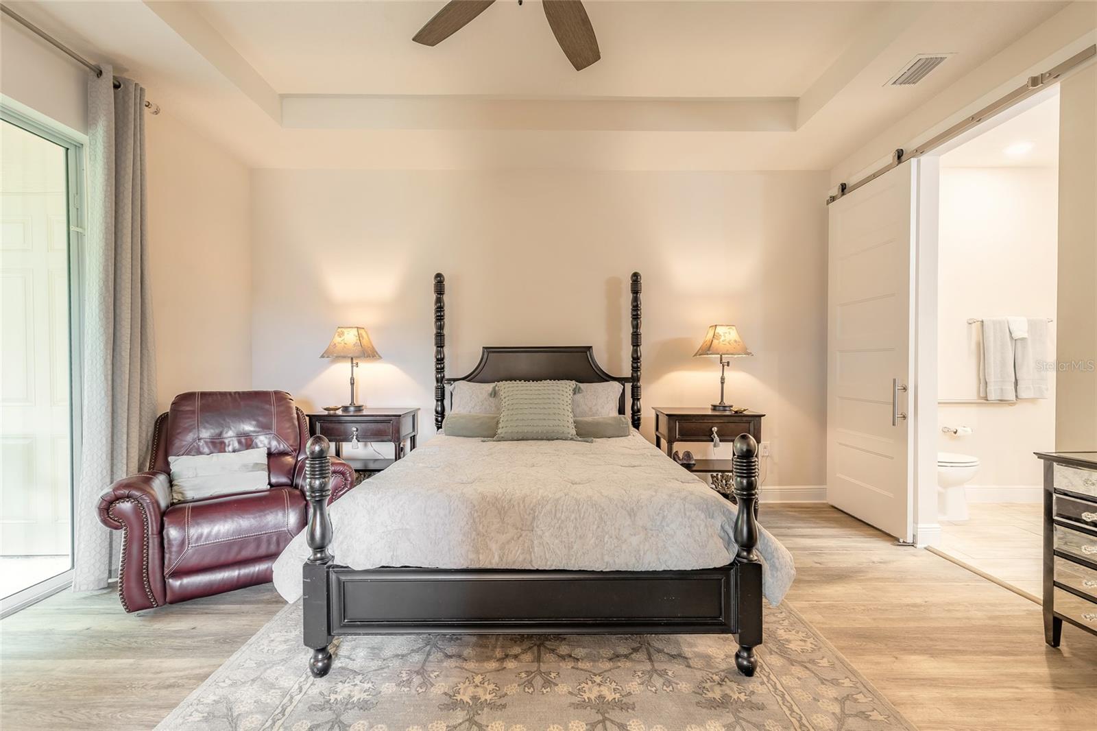 Image 19 of 41 For 3 Hawk Roost Court