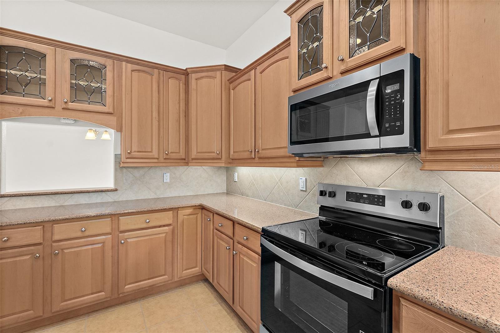 Image 20 of 51 For 79 Southlake Drive