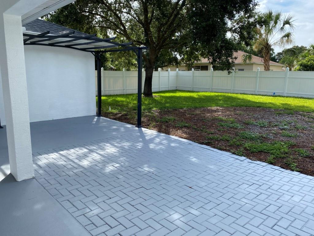 Image 33 of 41 For 12 Prairie Lane