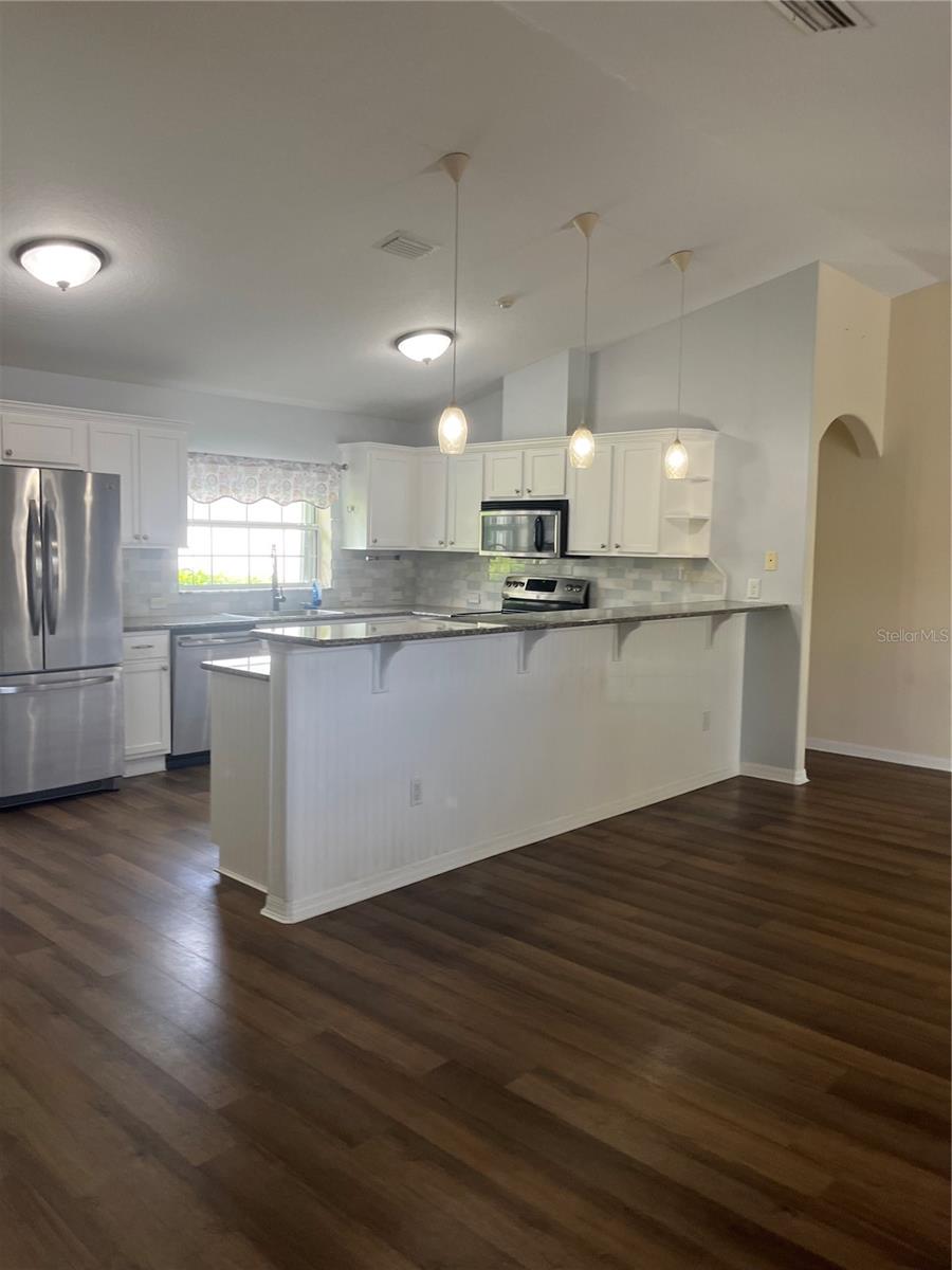 Image 7 of 41 For 12 Prairie Lane