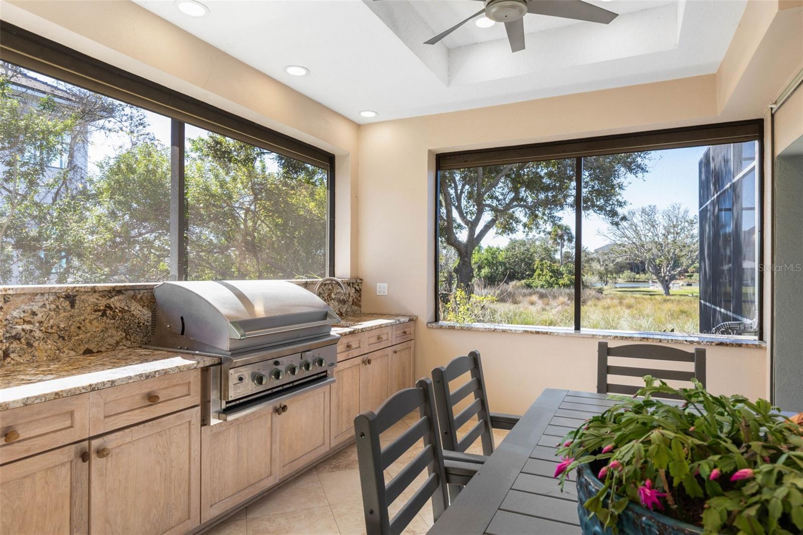 Image 22 of 79 For 146 Island Estates Parkway