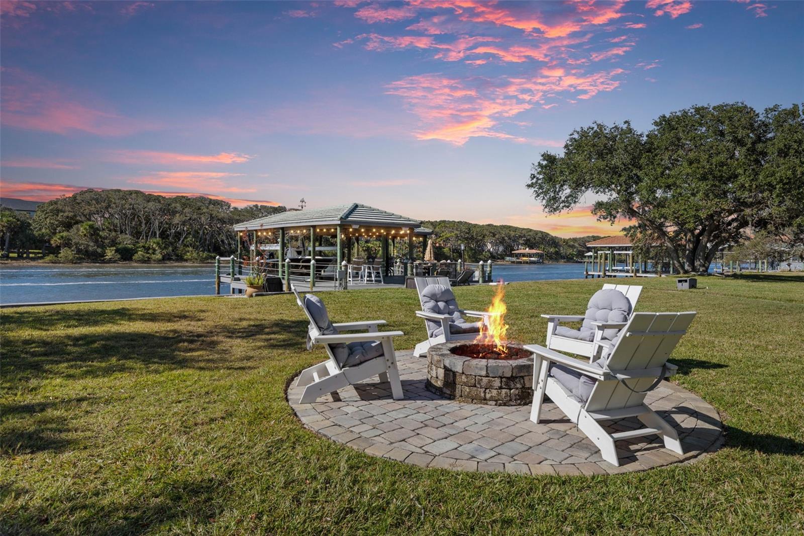 Image 29 of 79 For 146 Island Estates Parkway