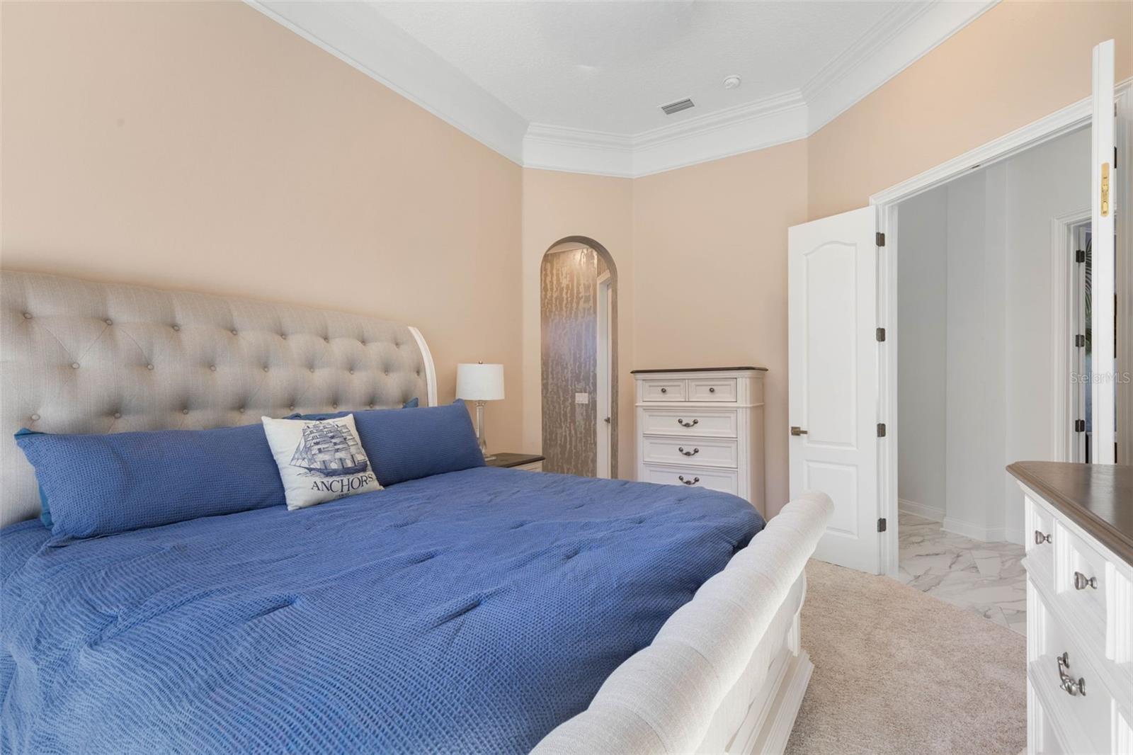 Image 41 of 79 For 146 Island Estates Parkway