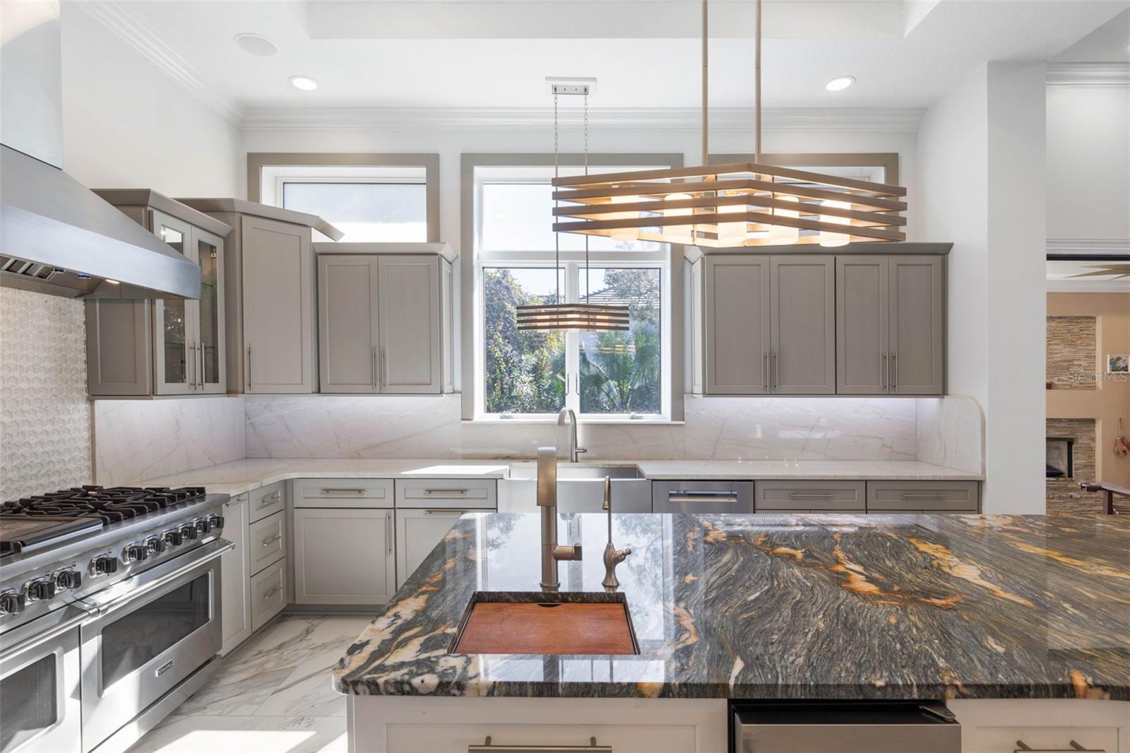 Image 6 of 79 For 146 Island Estates Parkway