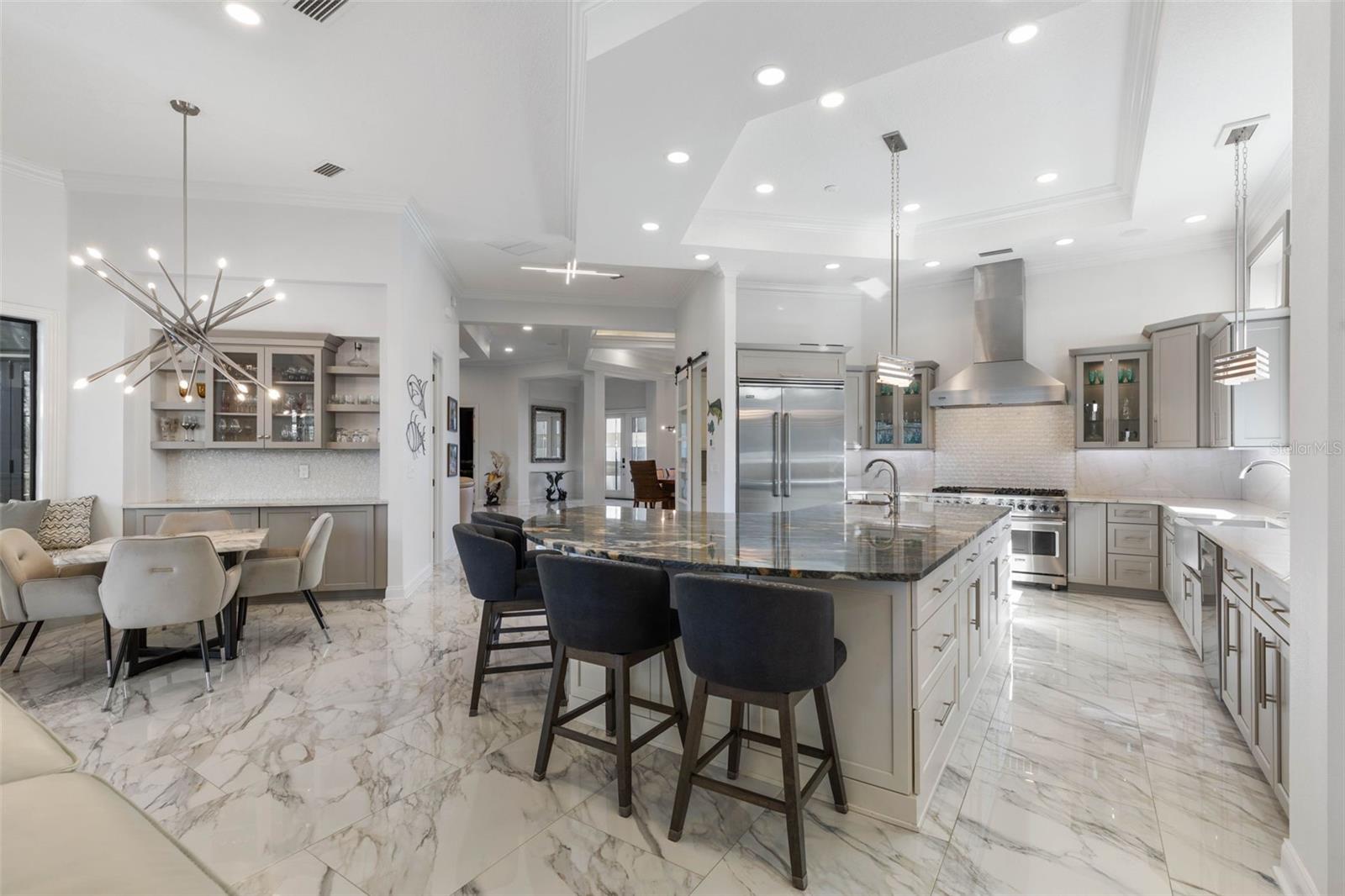 Image 8 of 79 For 146 Island Estates Parkway