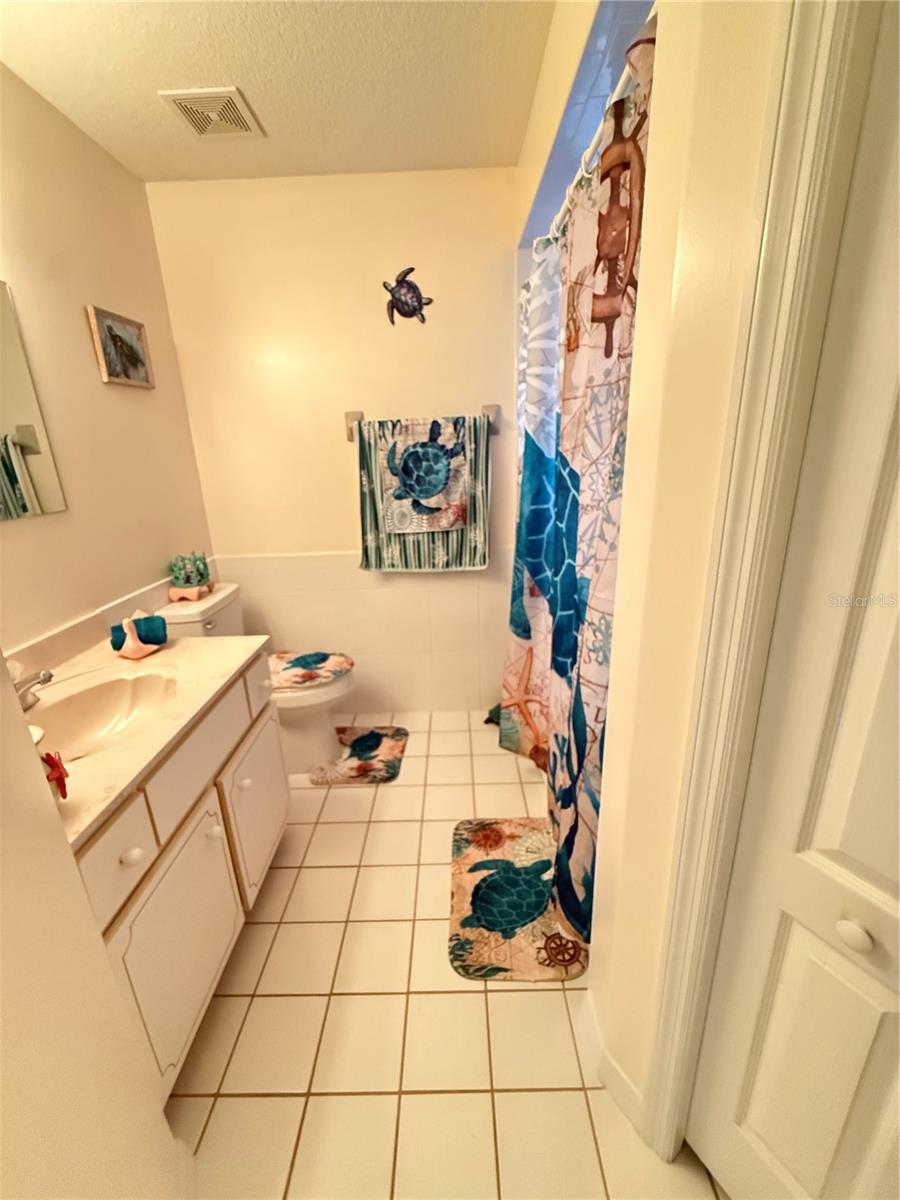 Image 11 of 20 For 4 Fernon Lane