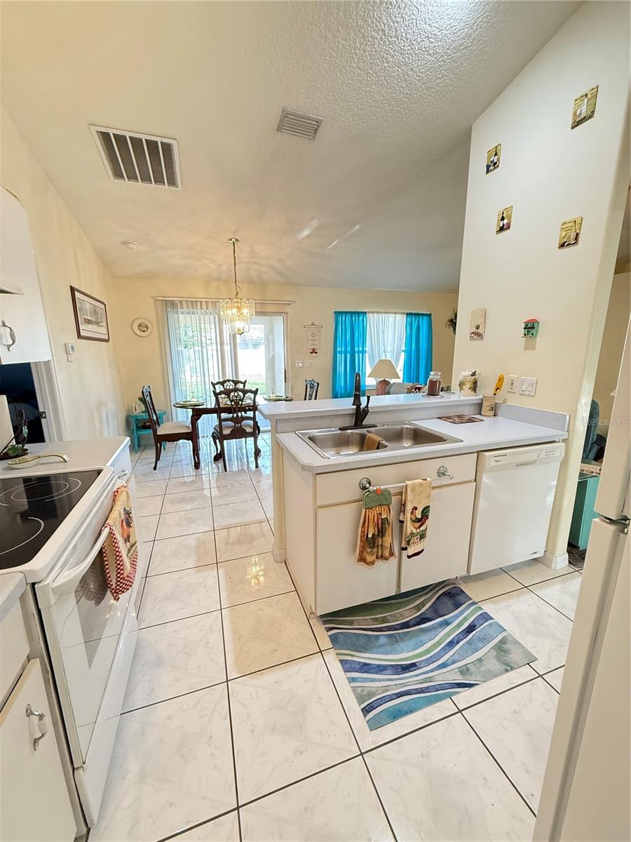 Image 12 of 20 For 4 Fernon Lane