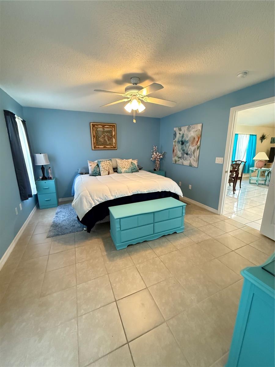 Image 2 of 20 For 4 Fernon Lane