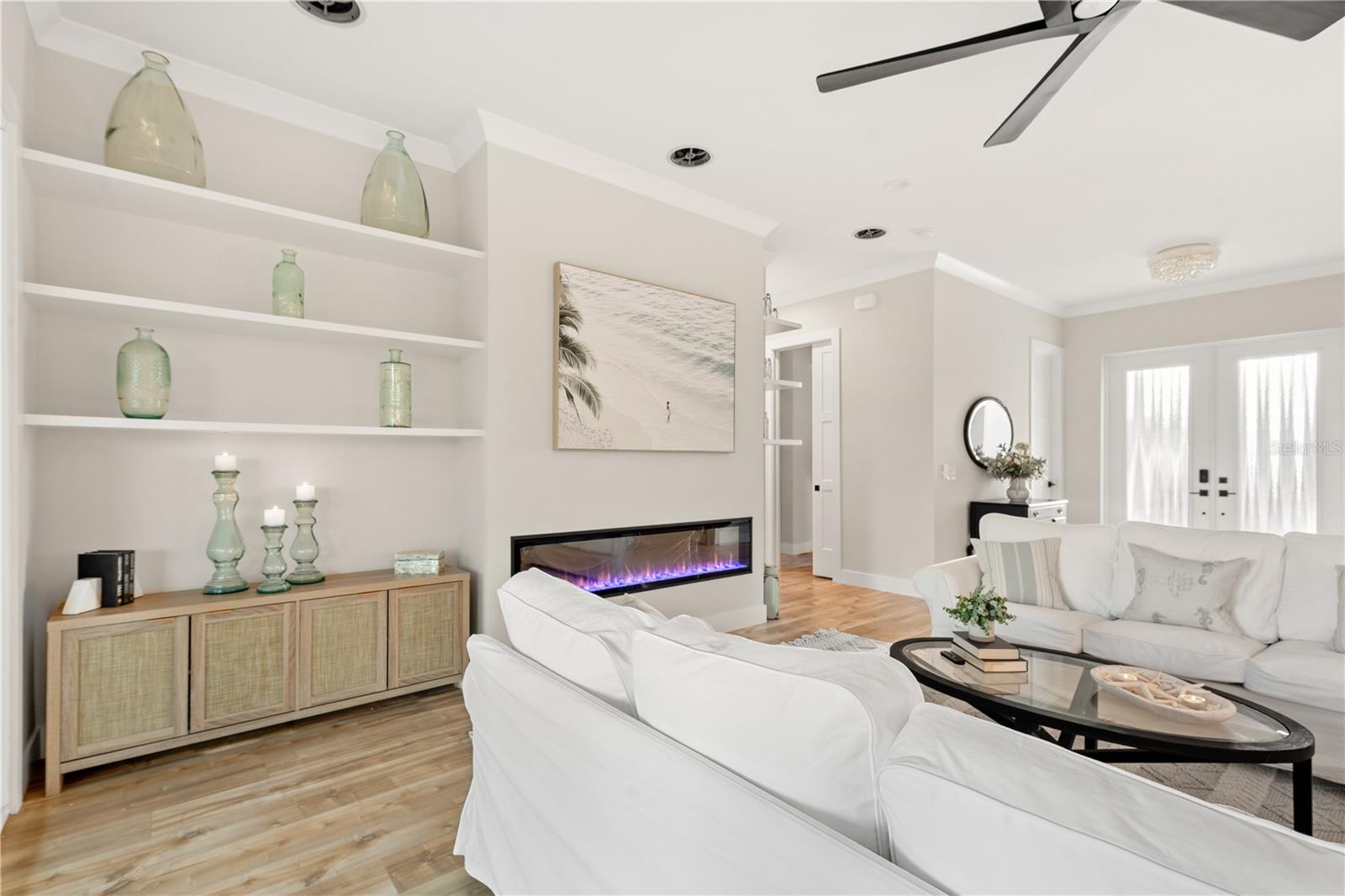 Image 19 of 65 For 2549 Palm Avenue