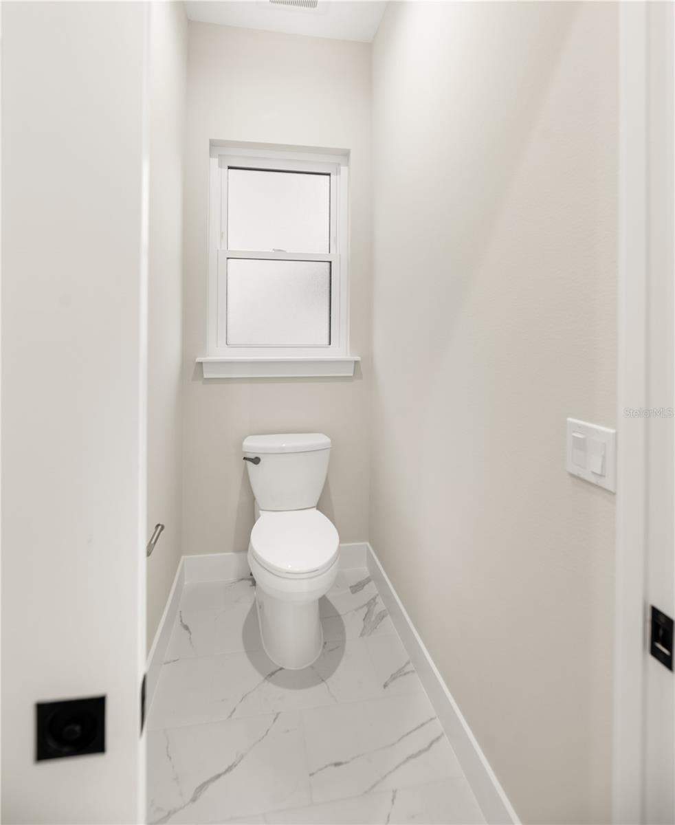 Image 28 of 65 For 2549 Palm Avenue