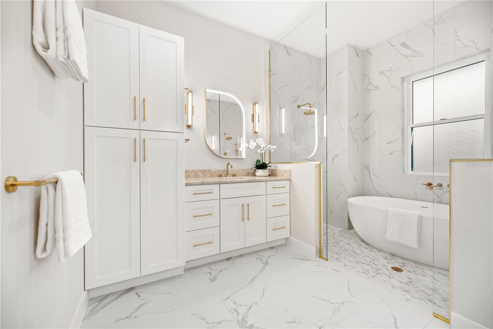 Image 30 of 65 For 2549 Palm Avenue