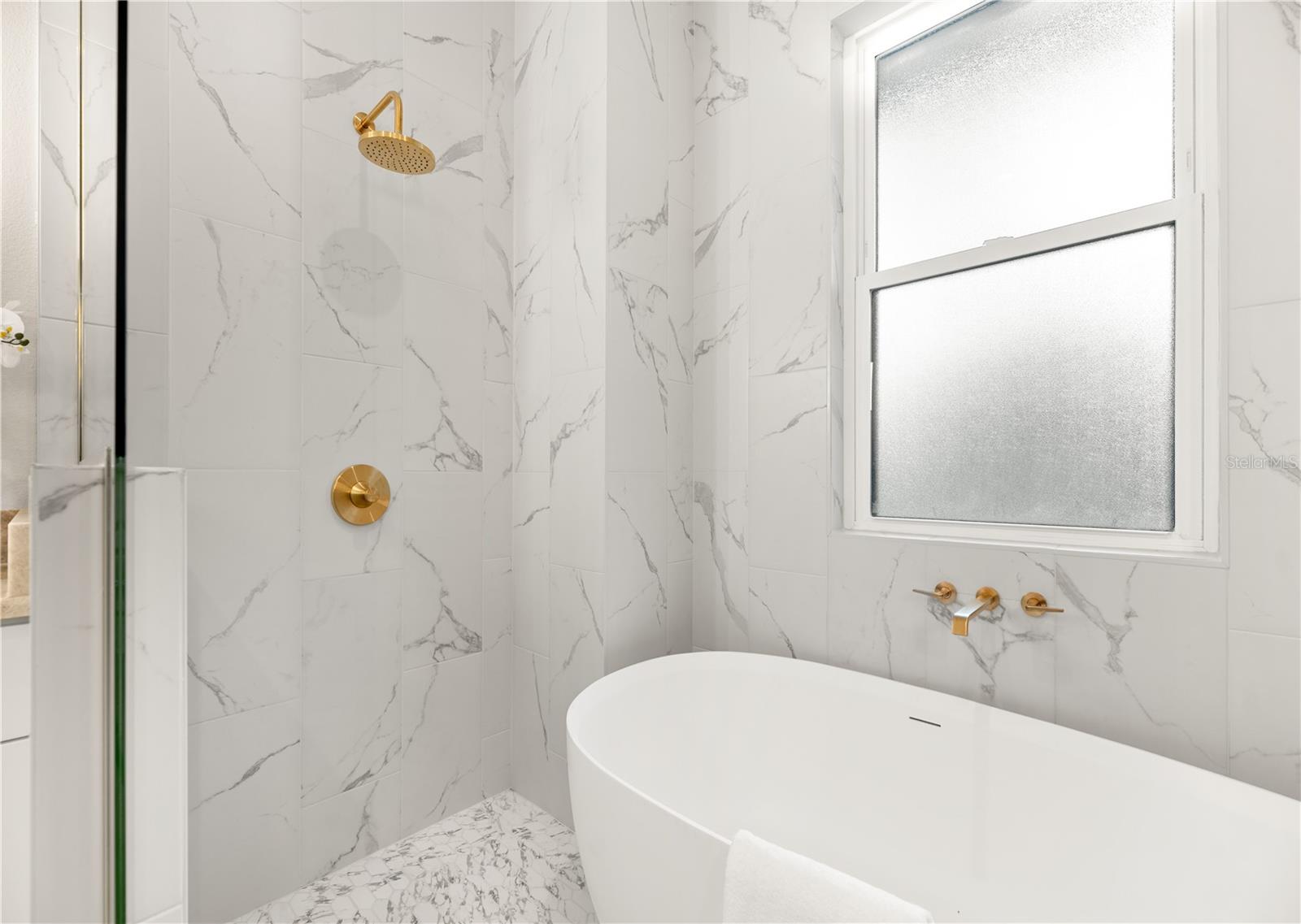 Image 33 of 65 For 2549 Palm Avenue