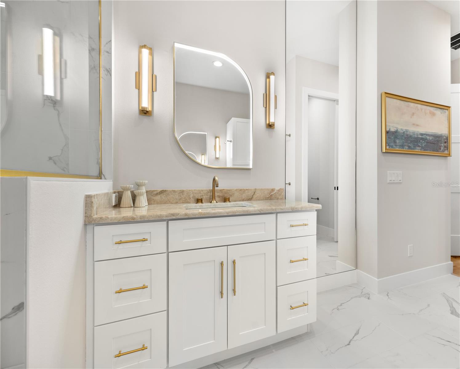 Image 34 of 65 For 2549 Palm Avenue