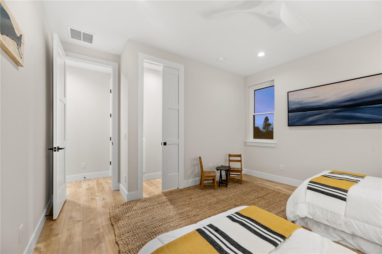 Image 54 of 65 For 2549 Palm Avenue