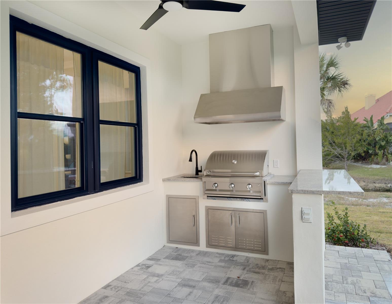 Image 62 of 65 For 2549 Palm Avenue