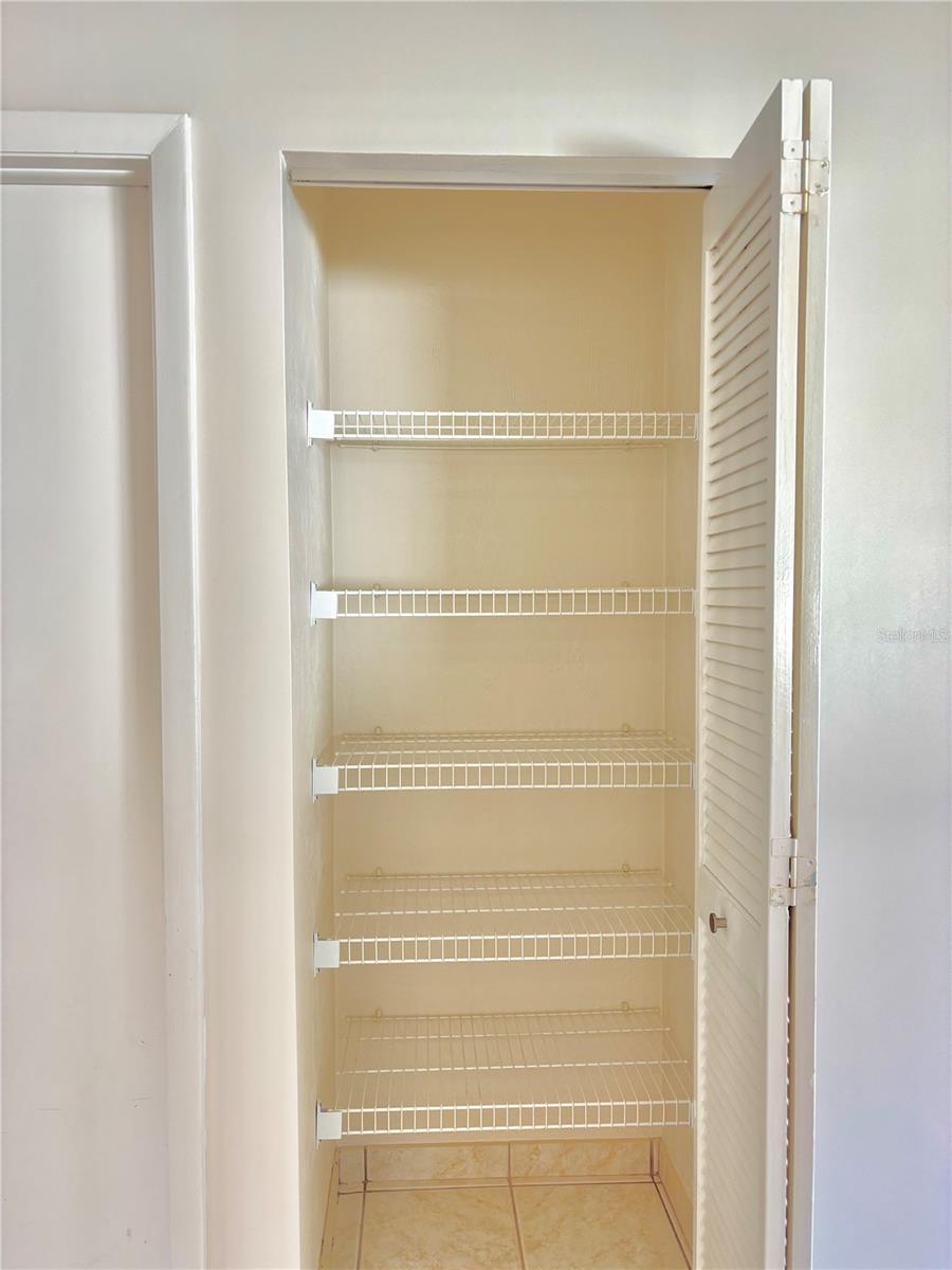 Image 11 of 32 For 17 Fenwick Lane