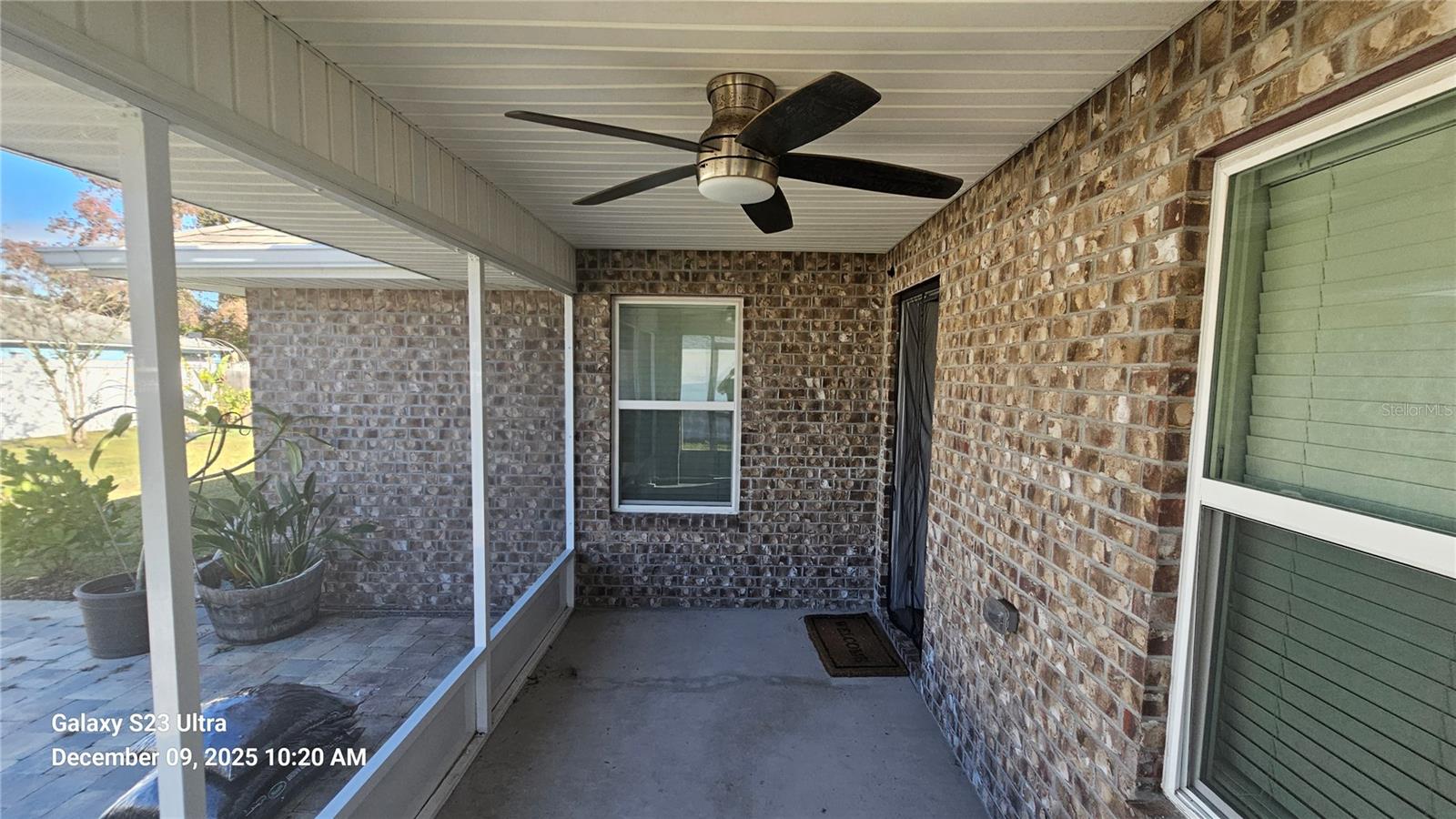 Image 16 of 19 For 11 Birchtree Way