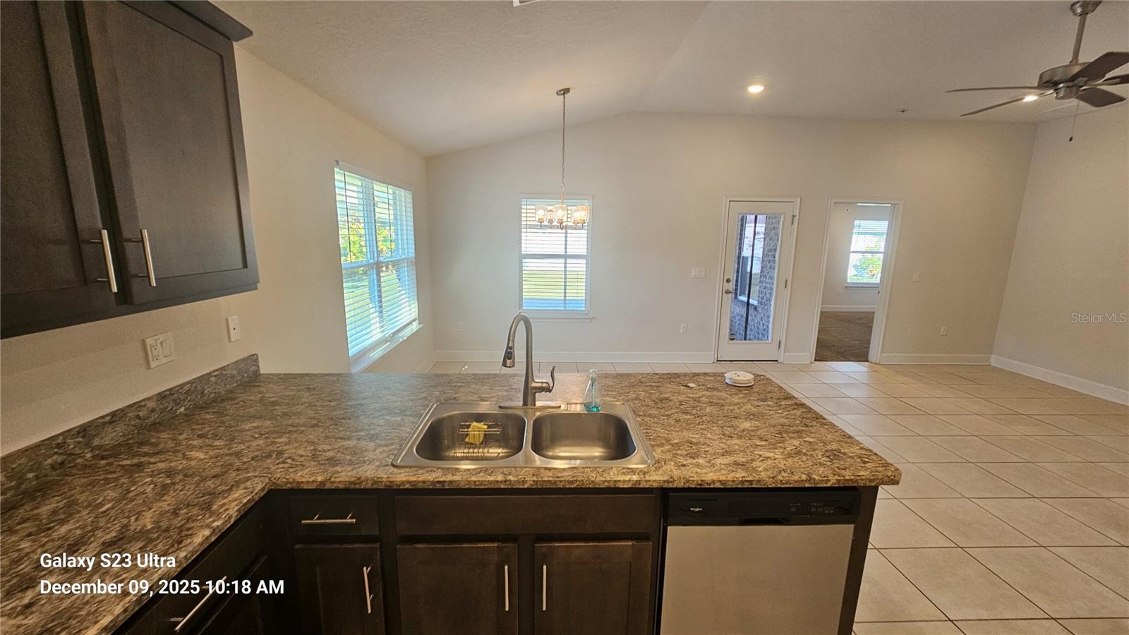 Image 7 of 19 For 11 Birchtree Way