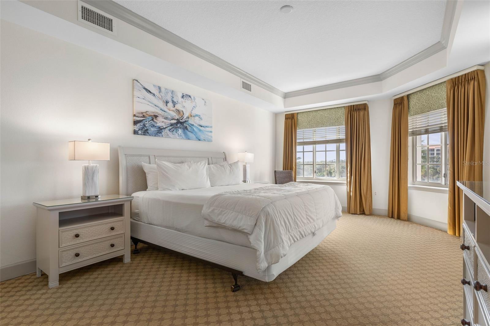 Image 24 of 66 For 102 Yacht Harbor Drive 478