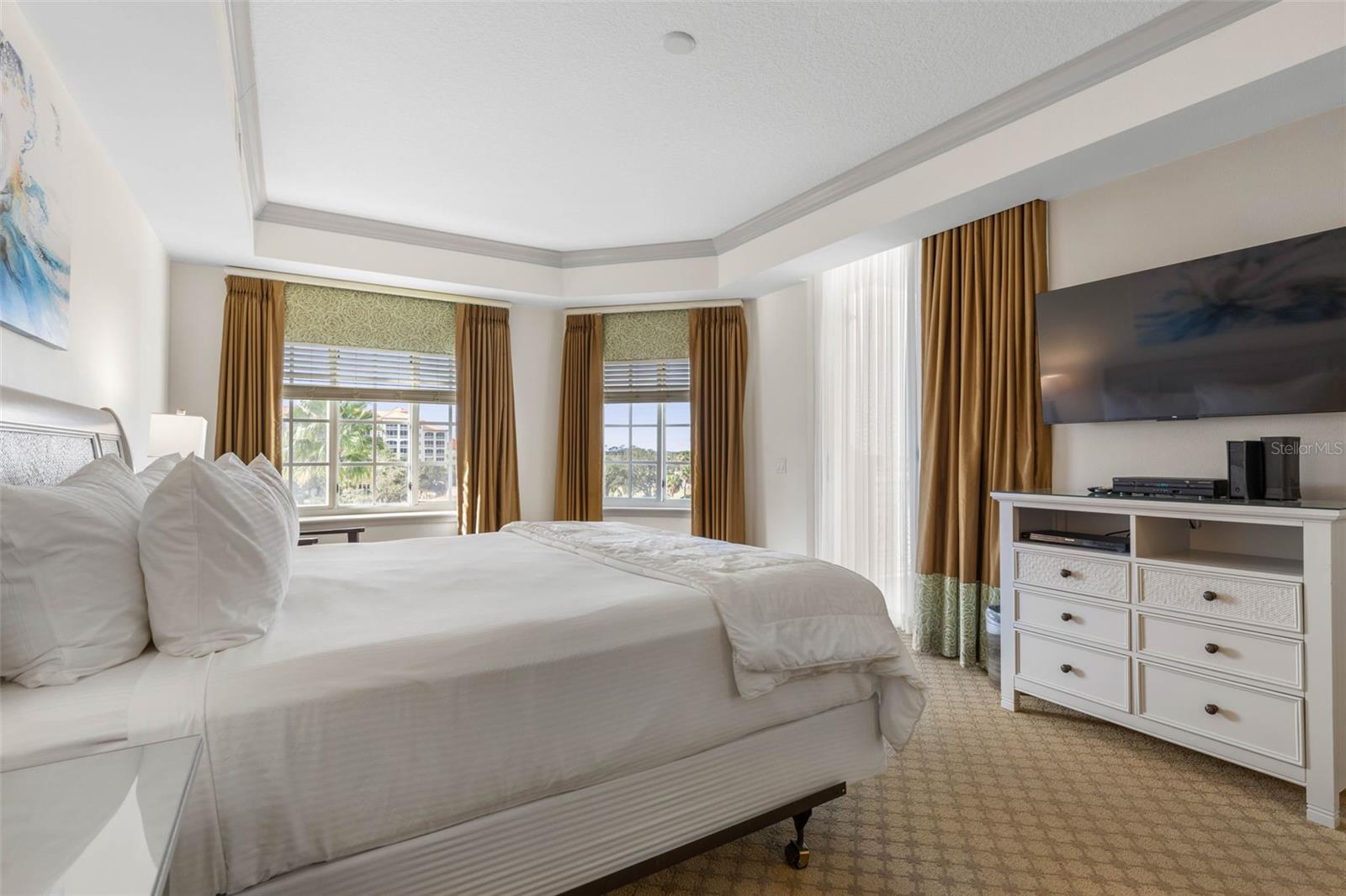 Image 25 of 66 For 102 Yacht Harbor Drive 478