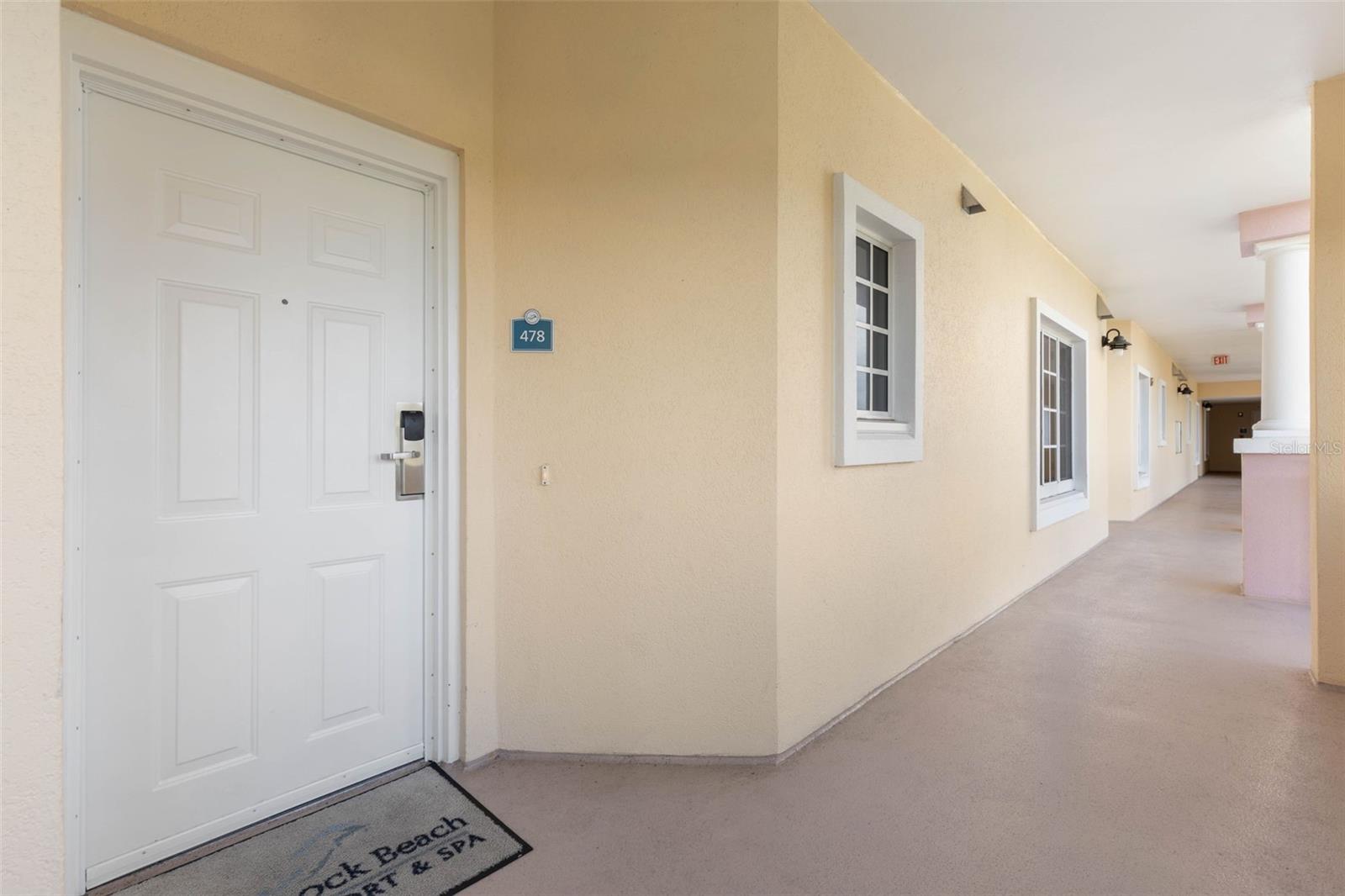 Image 5 of 66 For 102 Yacht Harbor Drive 478