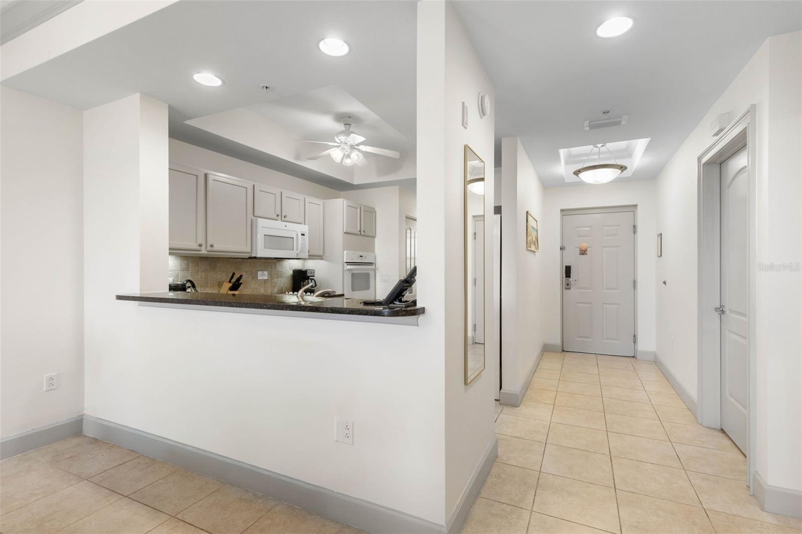 Image 6 of 66 For 102 Yacht Harbor Drive 478