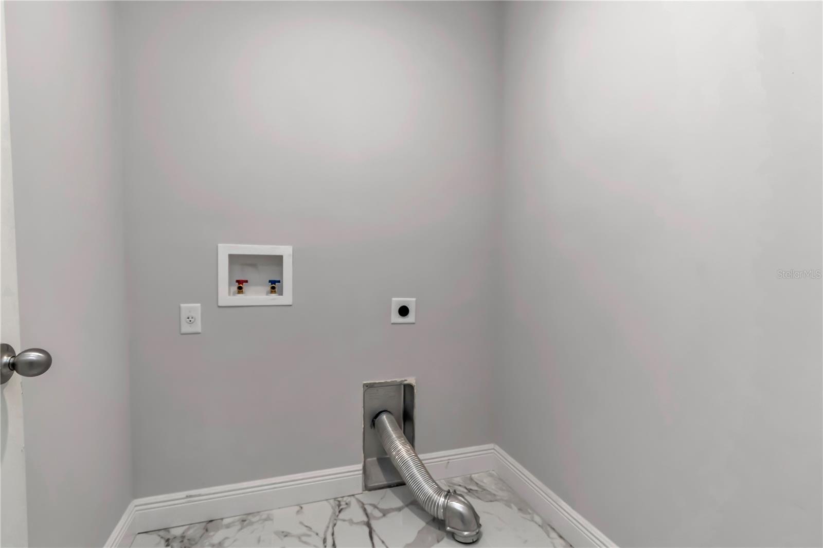 Image 20 of 40 For 10090 67th Terrace