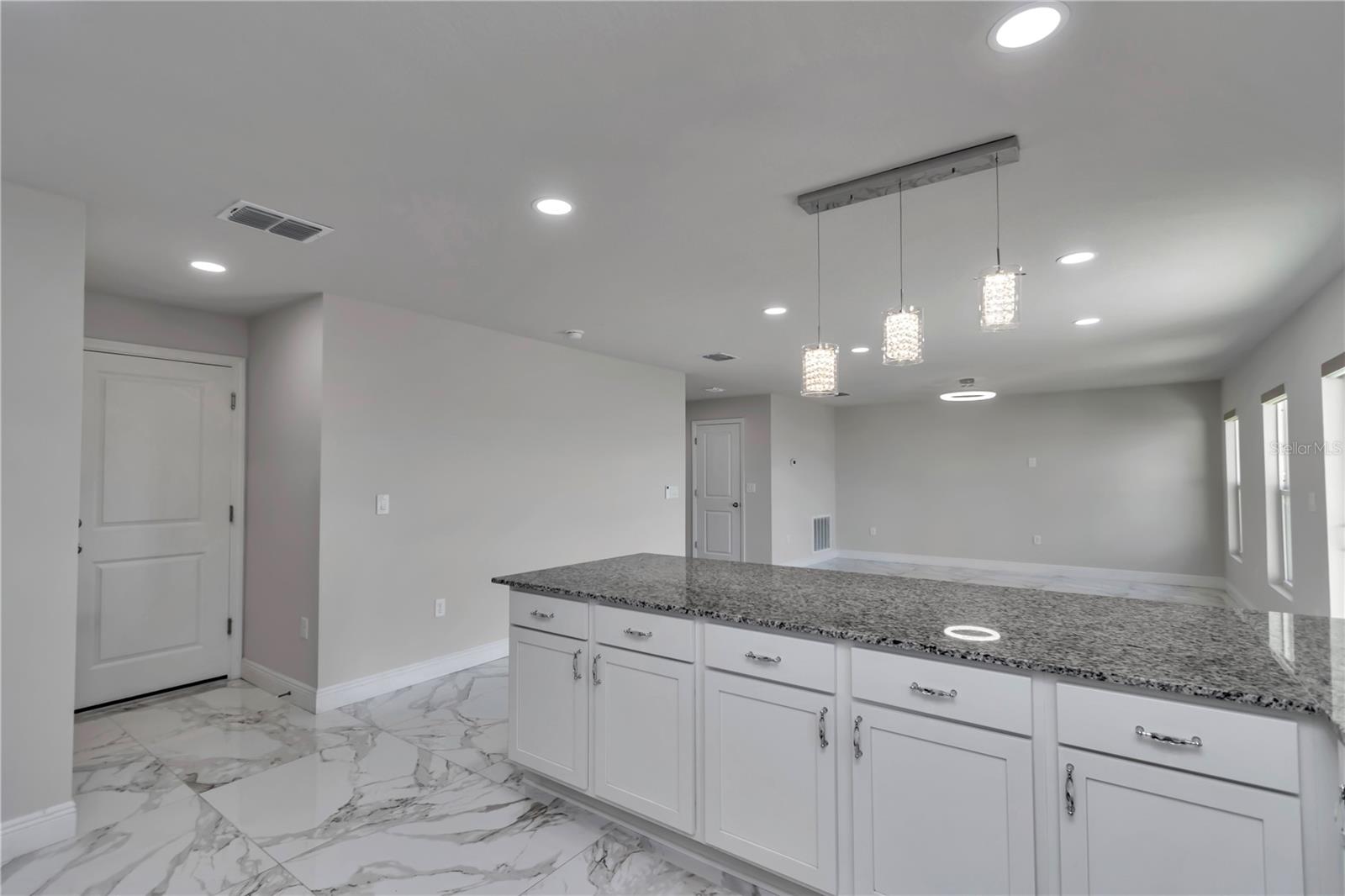 Image 34 of 40 For 10090 67th Terrace