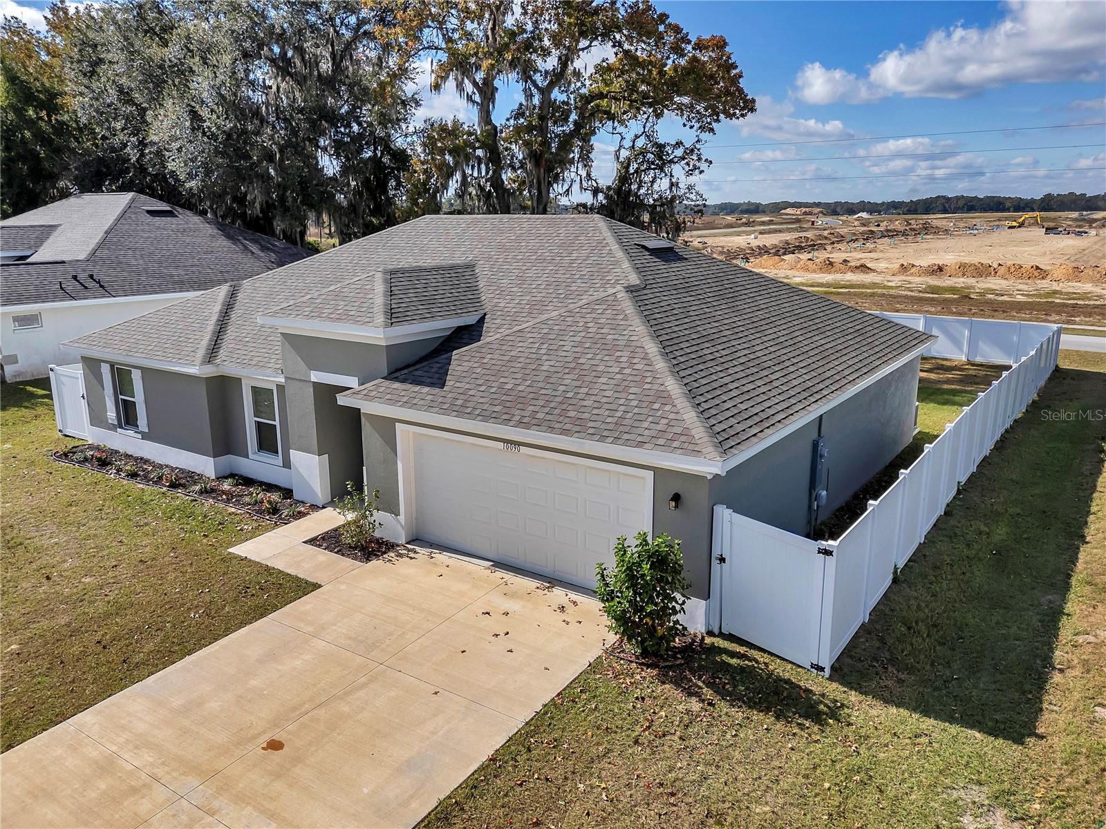 Image 4 of 40 For 10090 67th Terrace