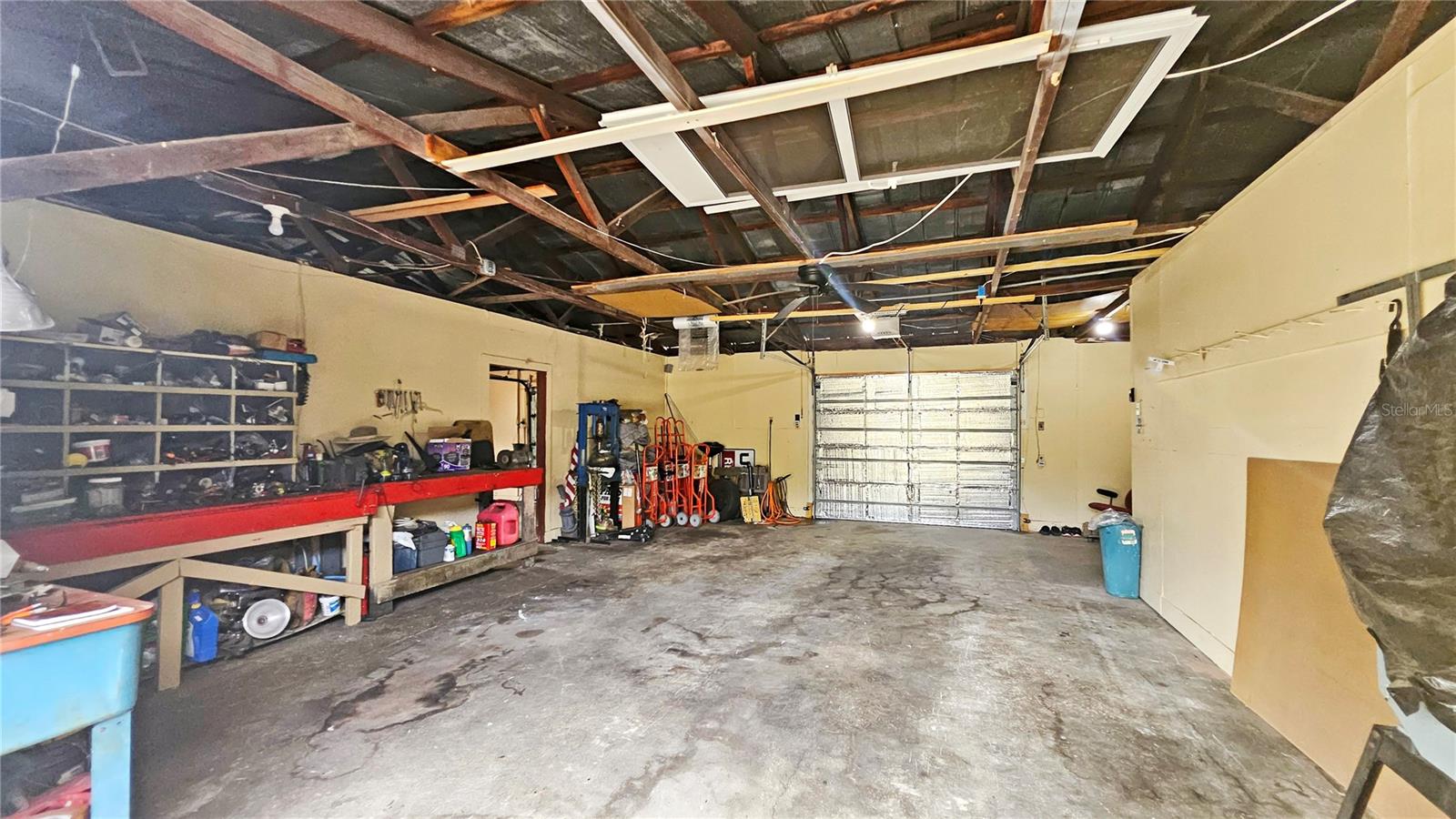 Image 31 of 62 For 11455 Highway 464c