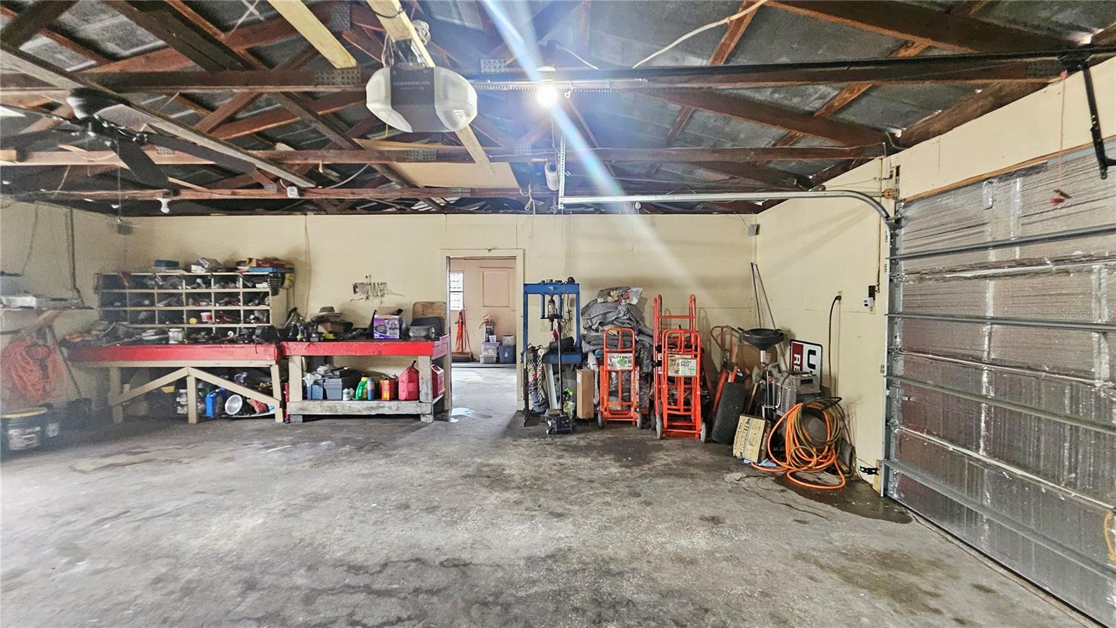 Image 32 of 62 For 11455 Highway 464c