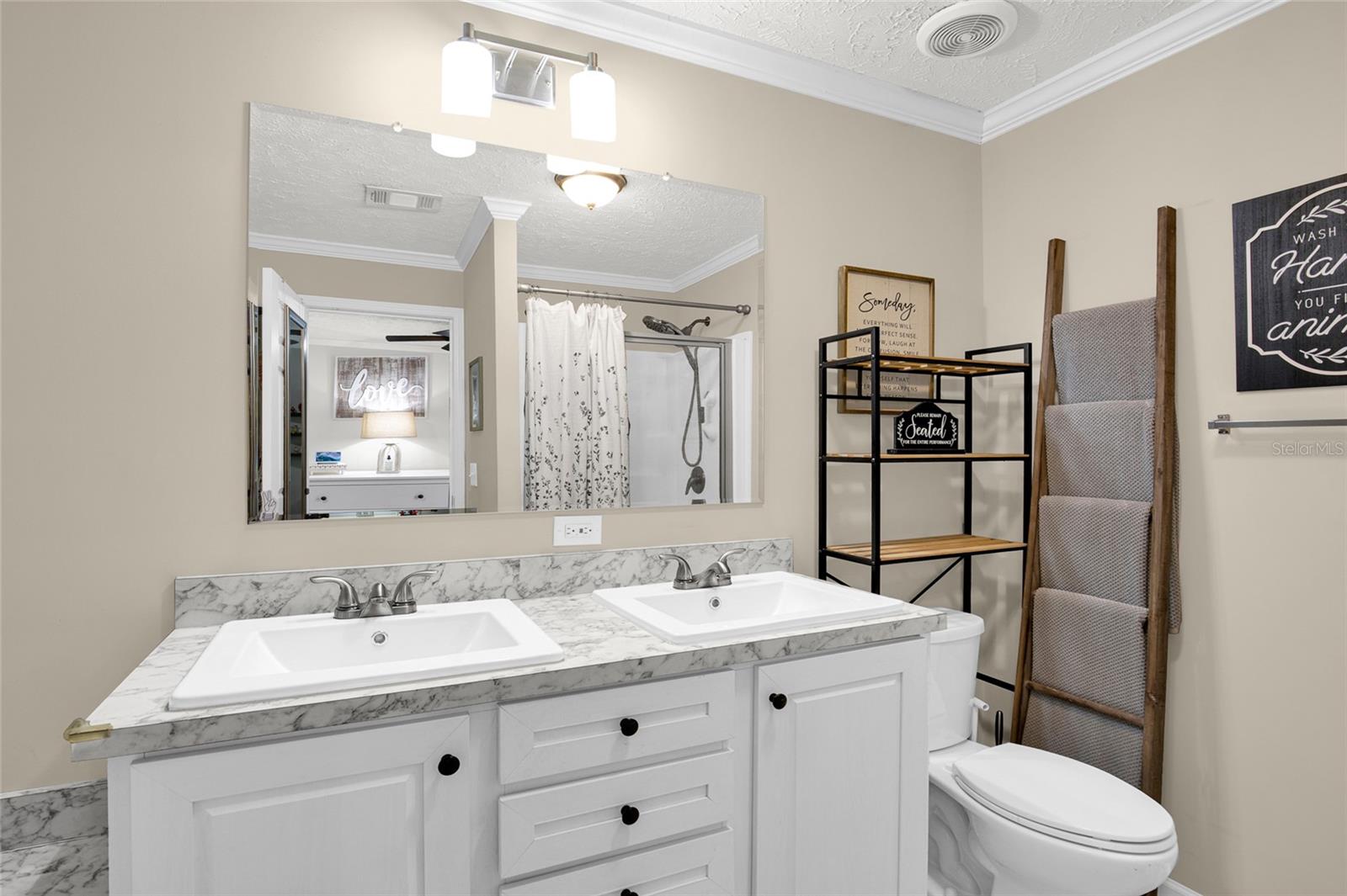 Image 12 of 43 For 4115 Cedar Ford Boulevard