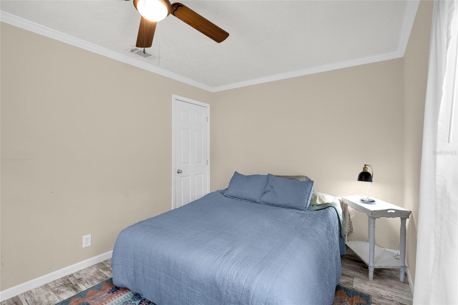 Image 17 of 43 For 4115 Cedar Ford Boulevard