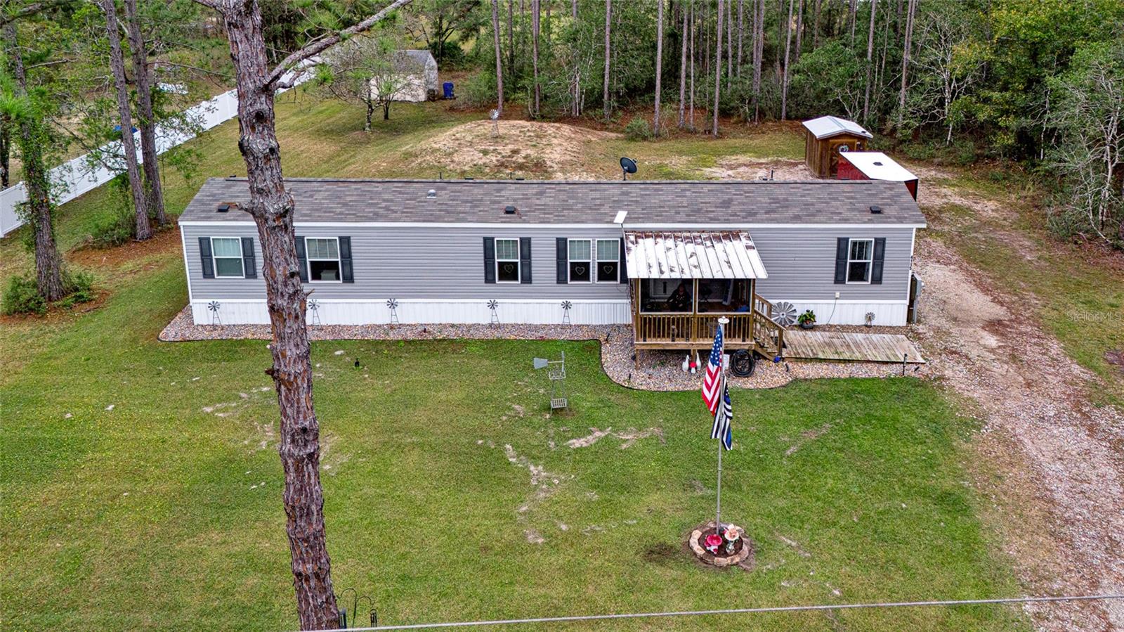 Image 32 of 43 For 4115 Cedar Ford Boulevard