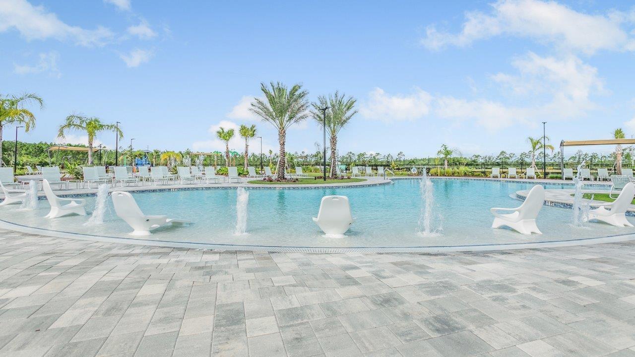 Image 41 of 62 For 3 Oakleaf Court