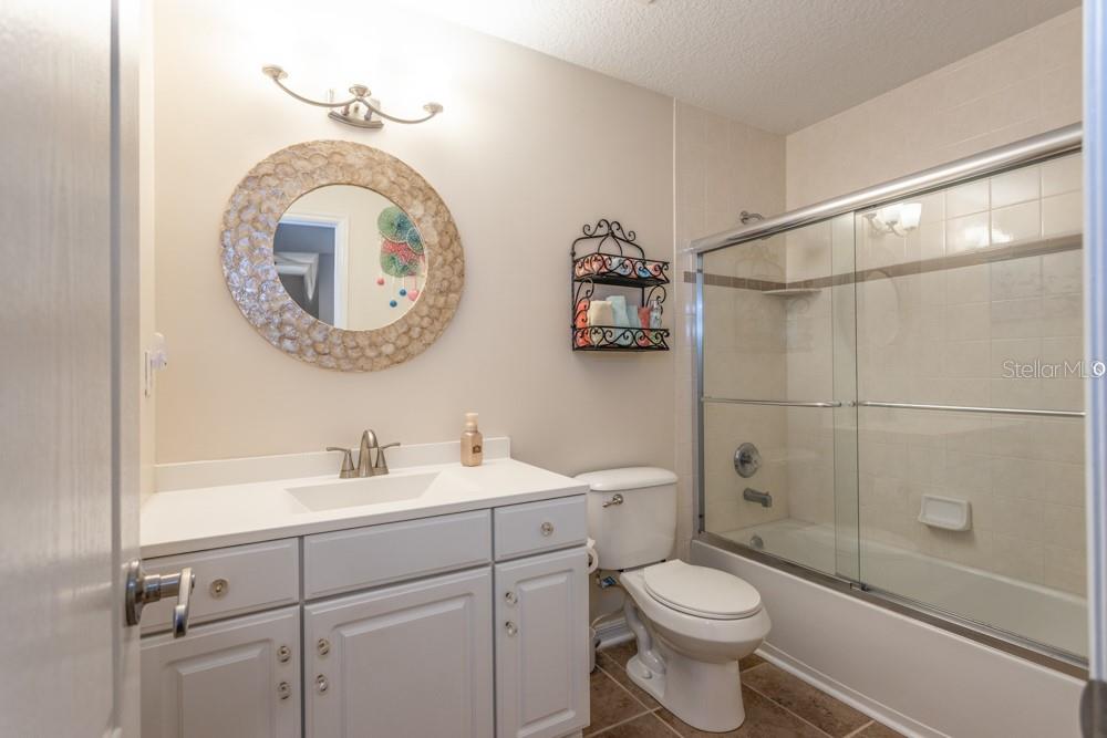 Image 35 of 51 For 5 Canterbury Woods