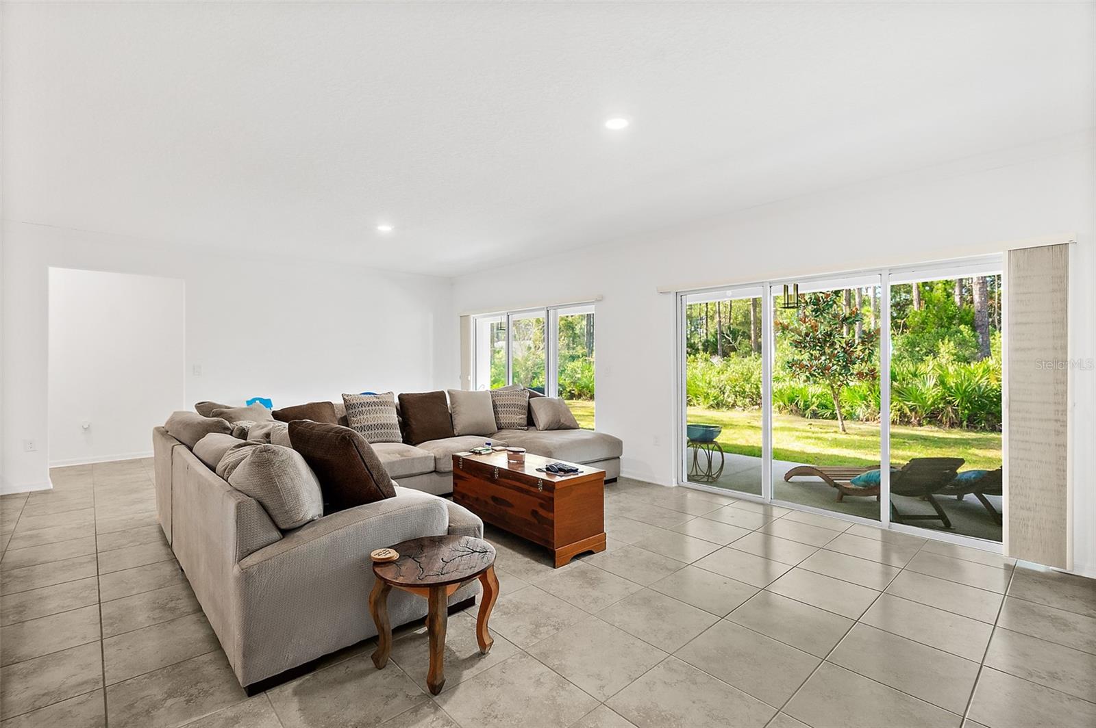 Image 14 of 38 For 3 Seton Court