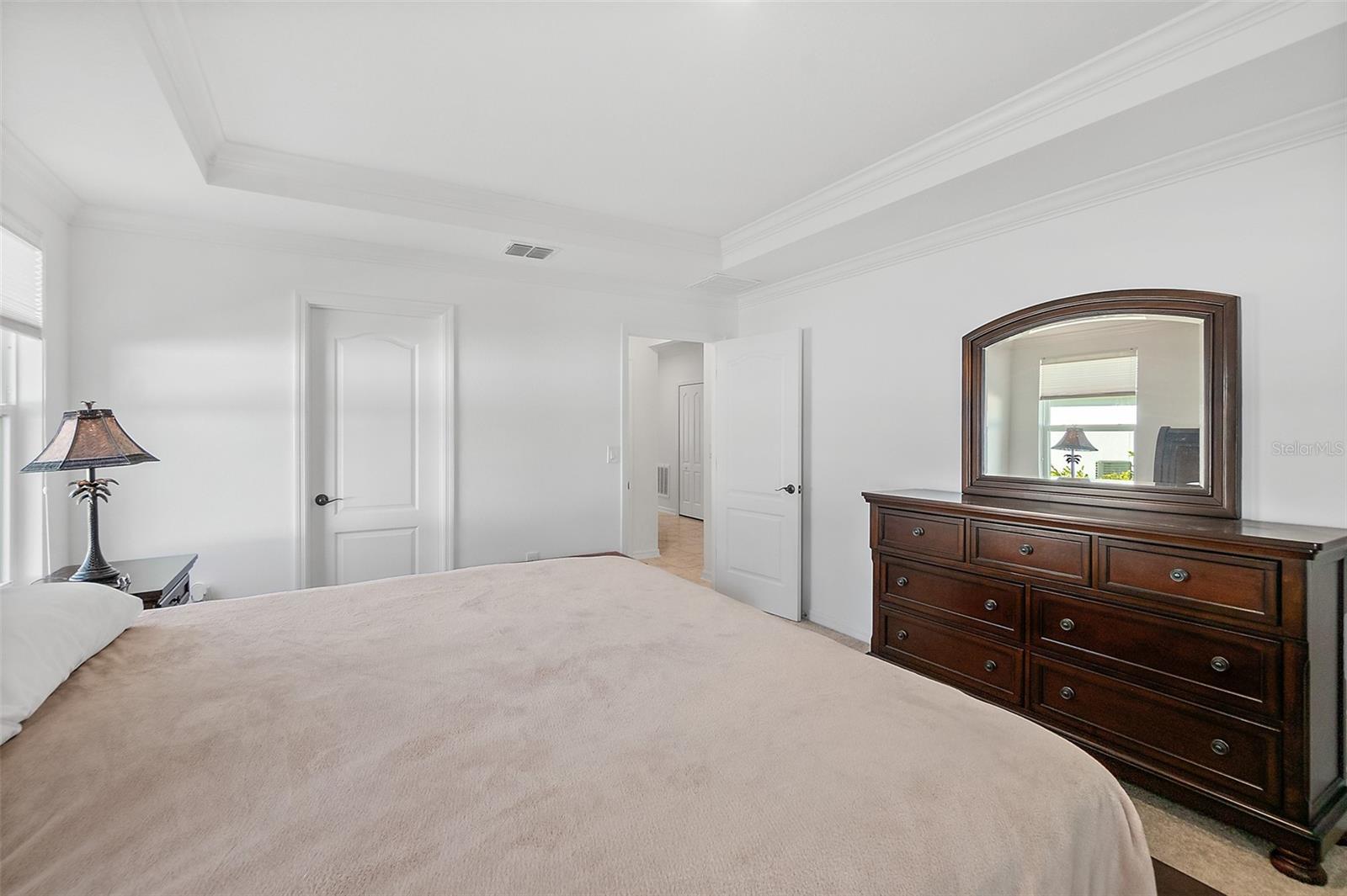 Image 19 of 38 For 3 Seton Court