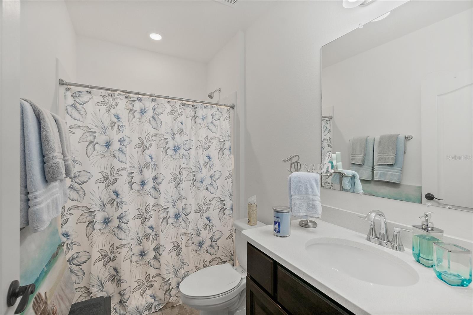 Image 25 of 38 For 3 Seton Court