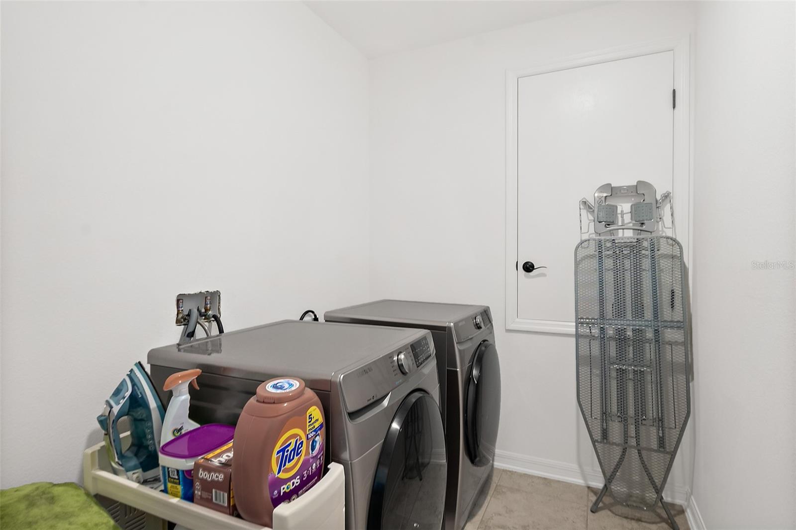 Image 30 of 38 For 3 Seton Court