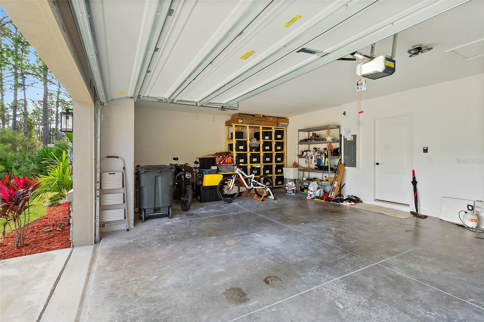 Image 31 of 38 For 3 Seton Court