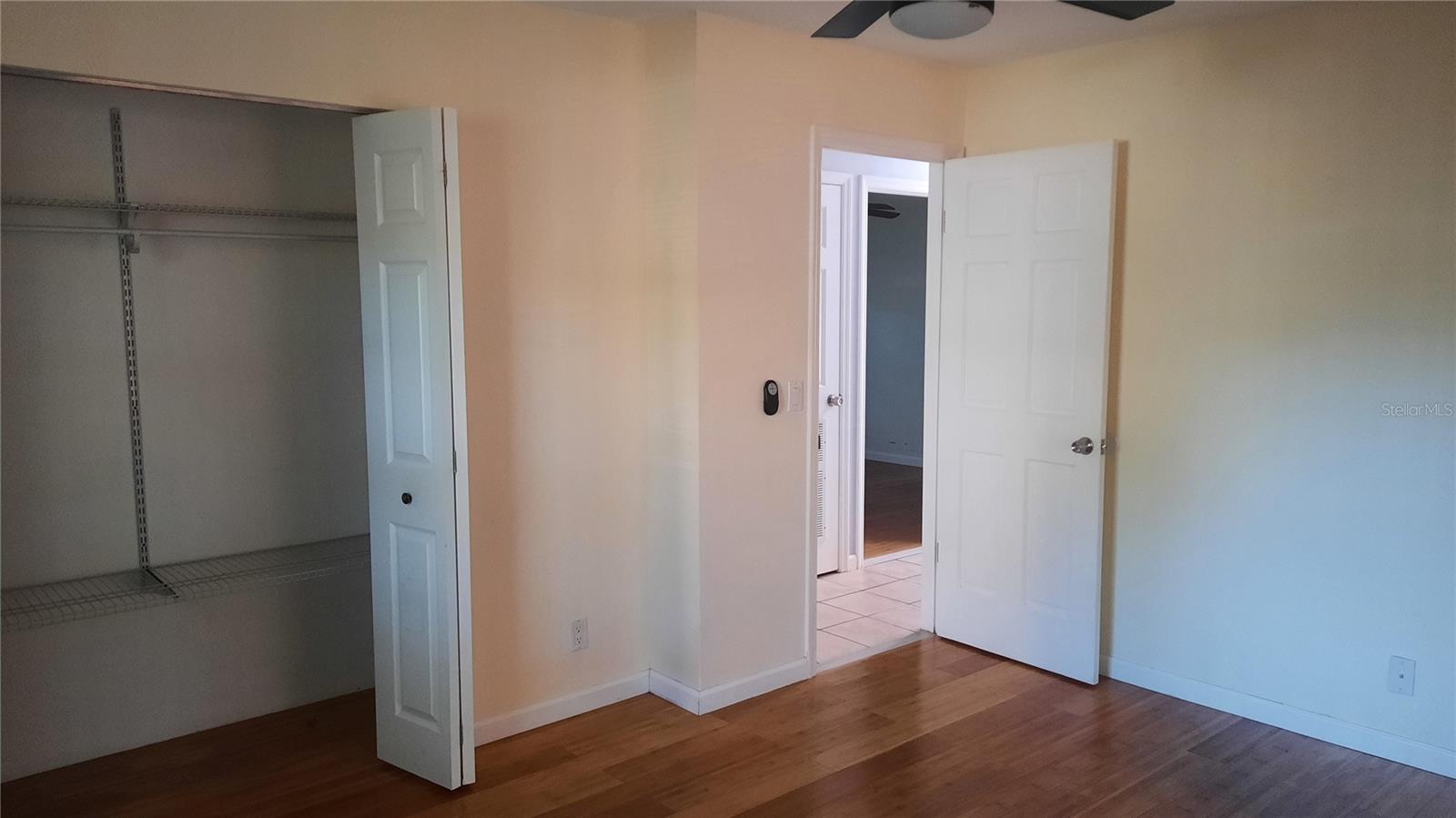 Image 33 of 41 For 1333 Bender Avenue