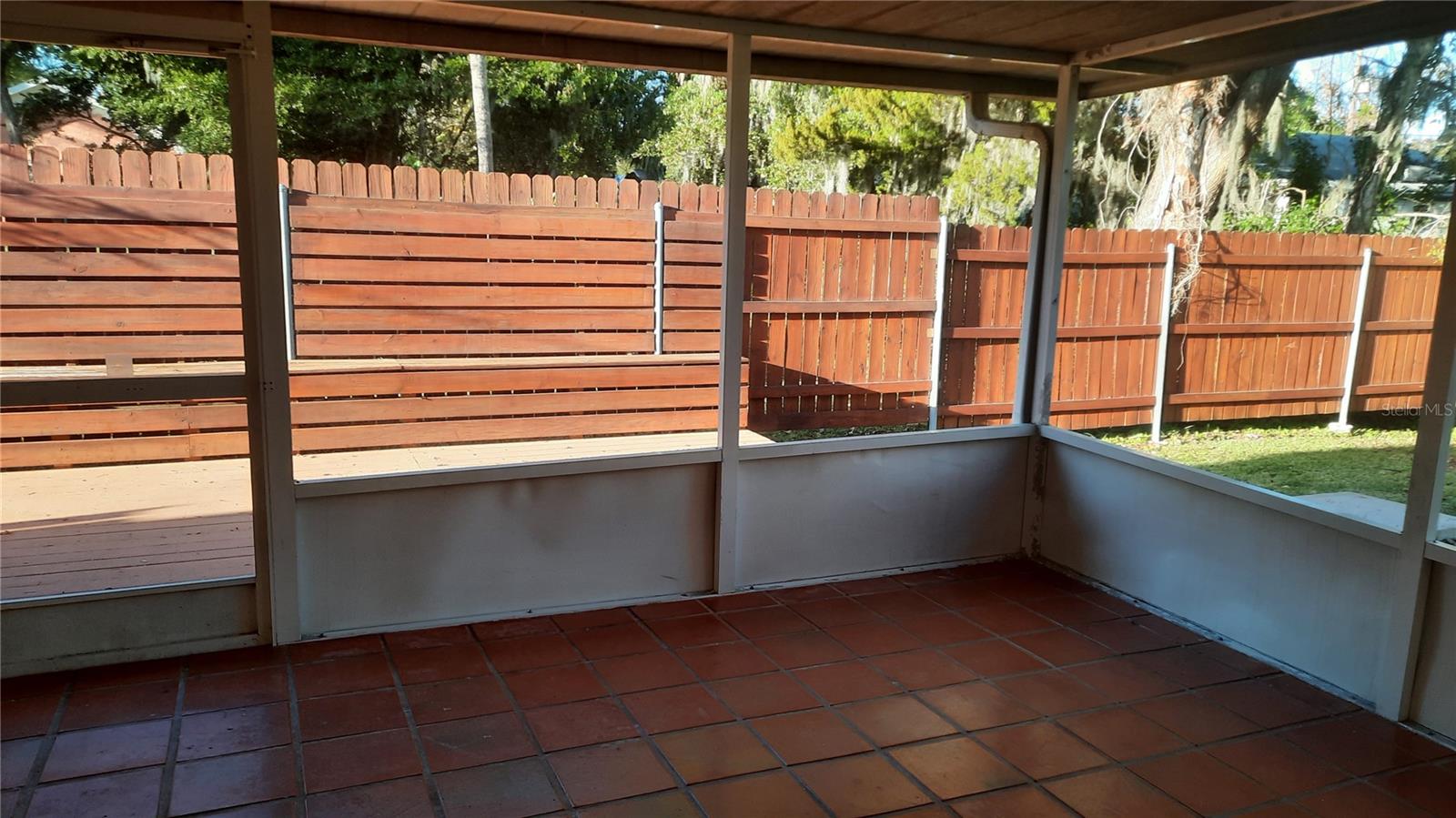 Image 38 of 41 For 1333 Bender Avenue