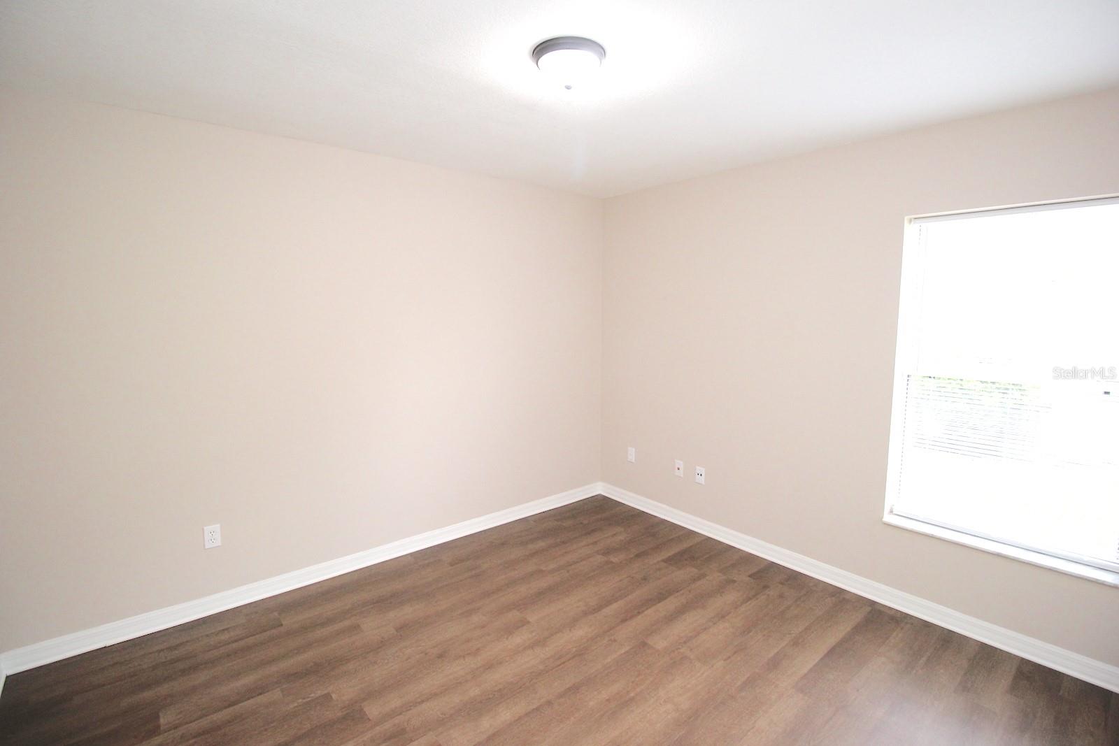 Image 28 of 47 For 25 Bird Of Paradise Drive