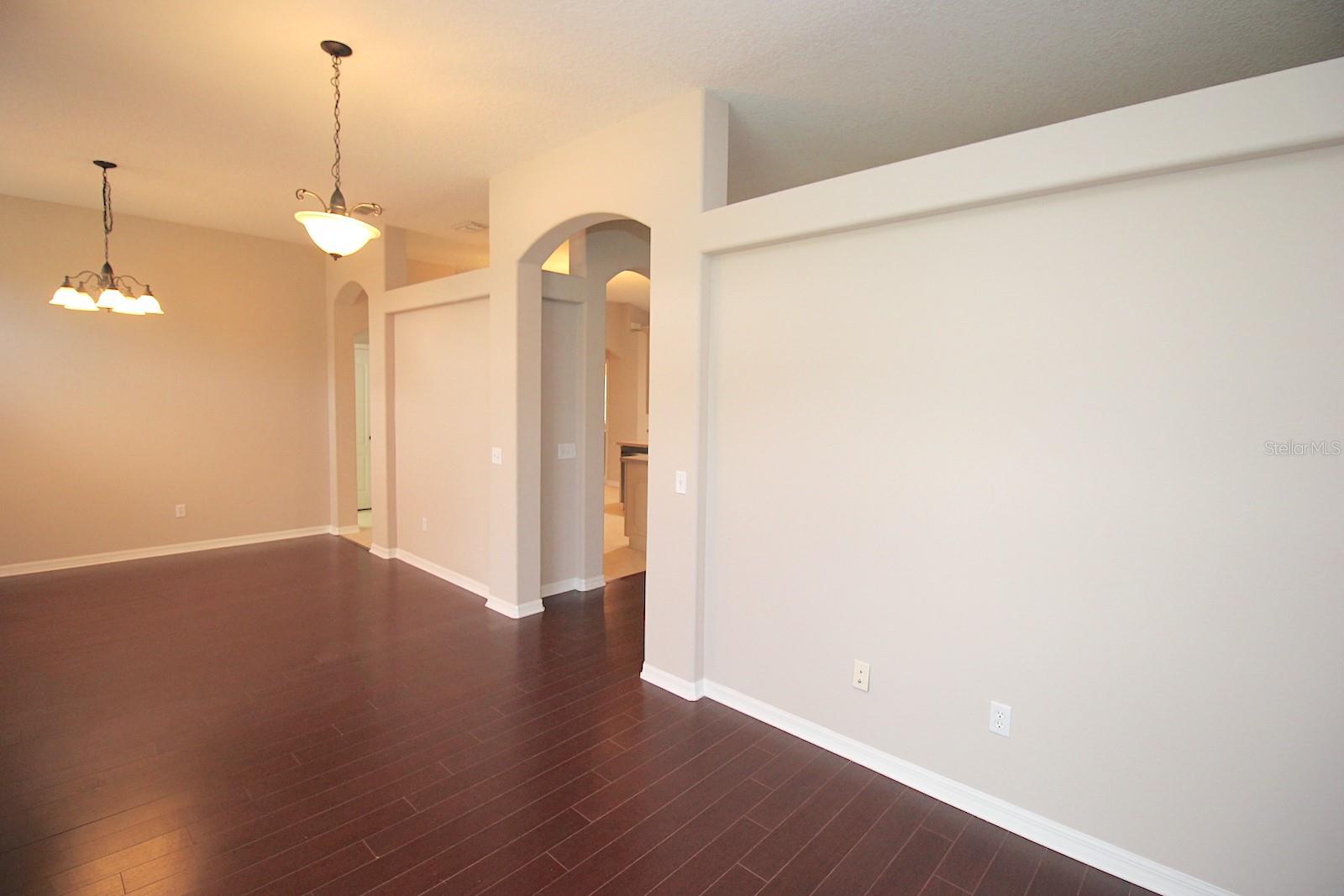 Image 7 of 47 For 25 Bird Of Paradise Drive